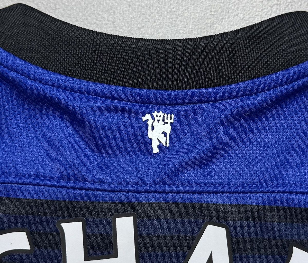 Nike Nike Manchester United 2011 Away Shirt Jersey #14 Chicharito Size US S / EU 44-46 / 1 - 17 Thumbnail
