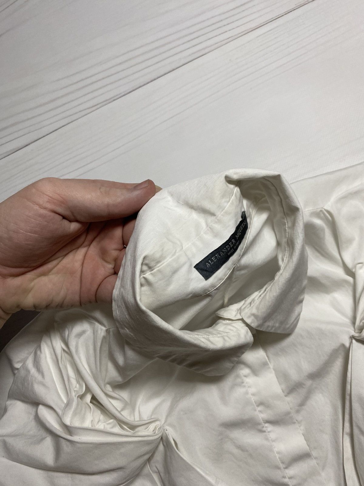 Alexander McQueen Alexander McQueen AW14 White Cotton Bows Side-Tie Shirt Size S / US 4 / IT 40 - 8 Thumbnail