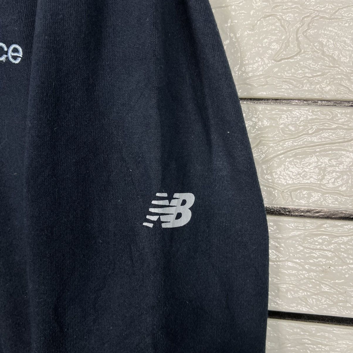 New Balance NEW BALANCE Small Logo Crewneck Sweatshirt #4276-C194 Size US L / EU 52-54 / 3 - 8 Thumbnail