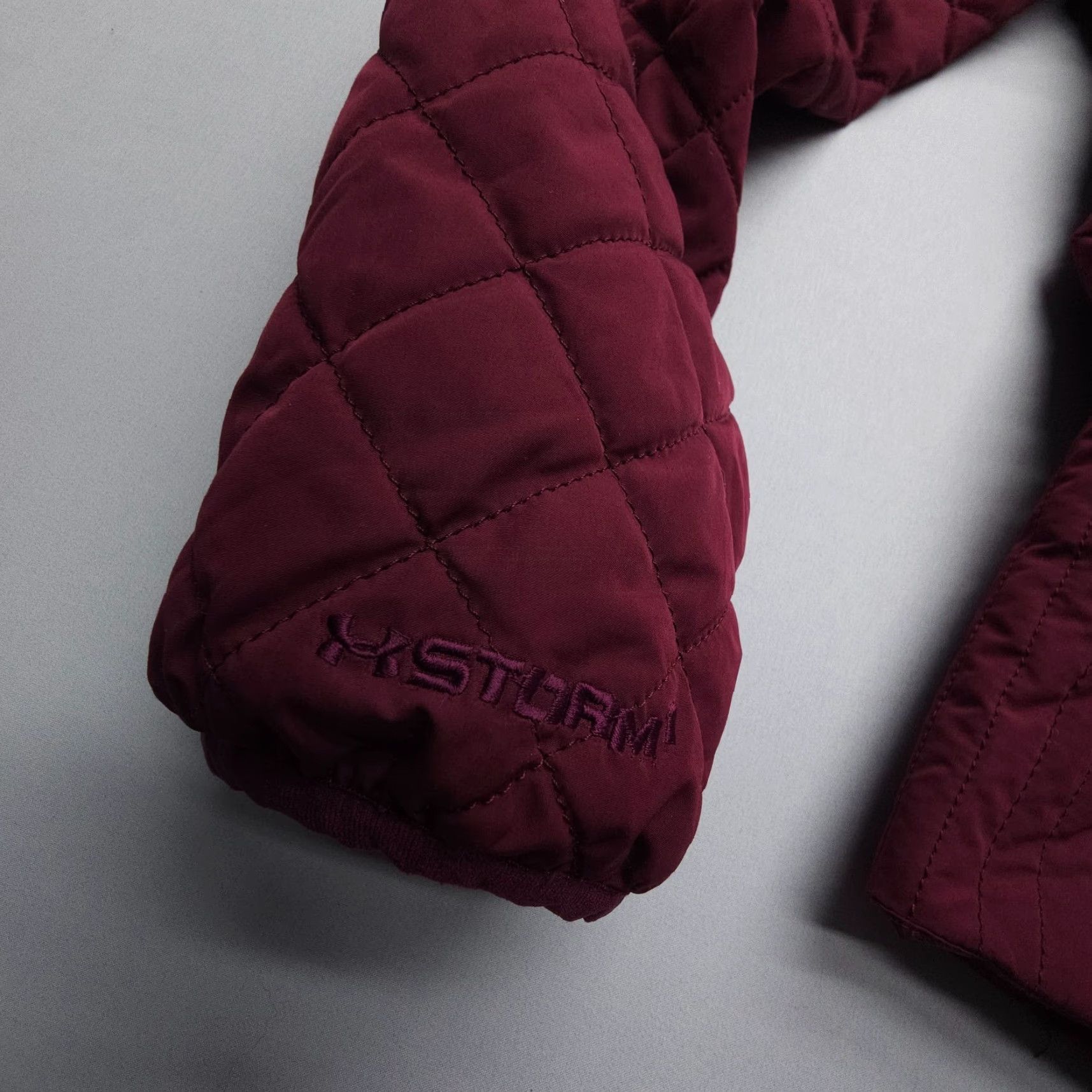 Under Armour Under Armour Storm Quilted Jacket Womens Medium Red Insulated Zip, Quilted, Outdoor, Regular Fit, Jacket Size M / US 6-8 / IT 42-44 - 5 Thumbnail