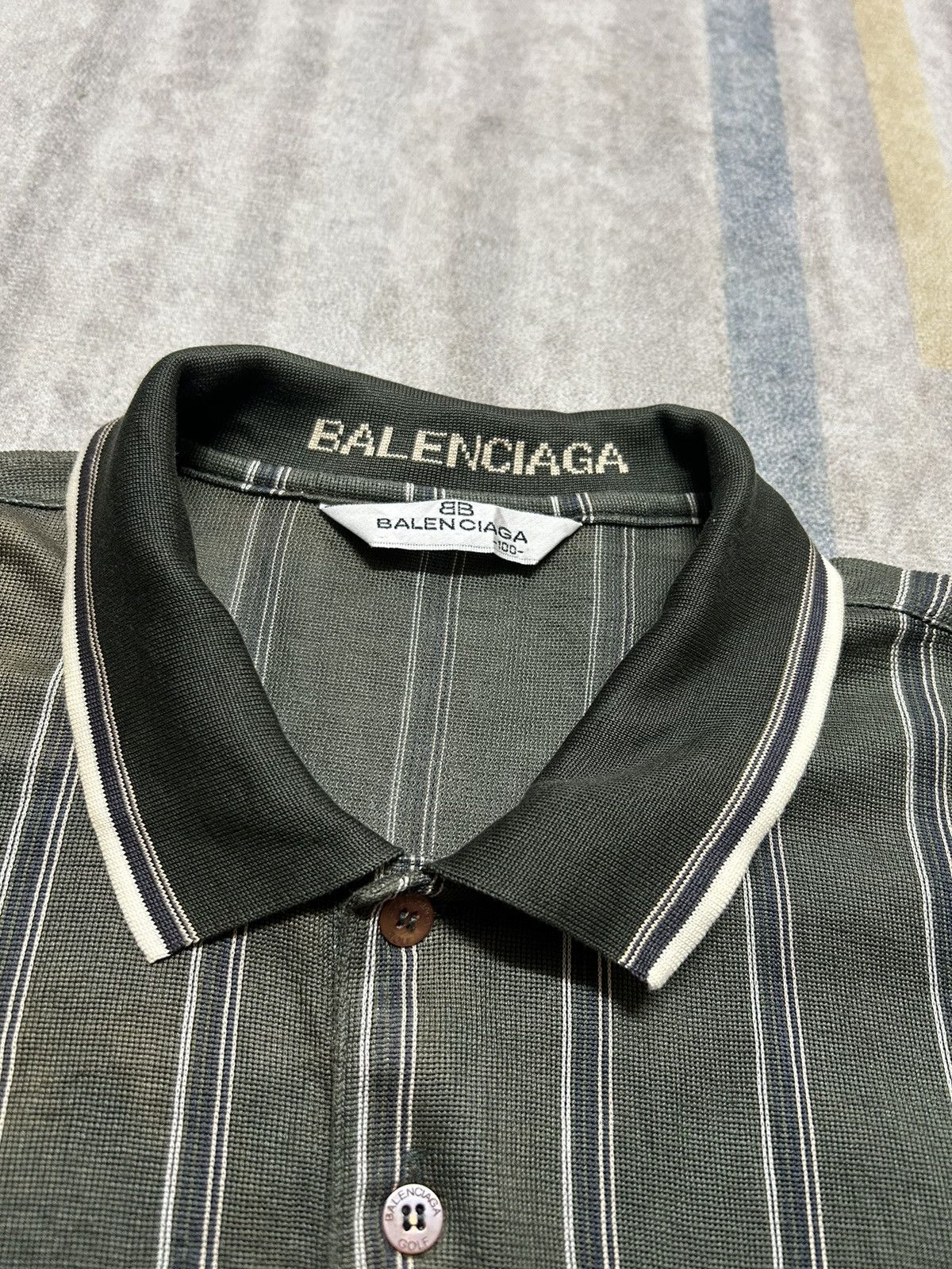 Balenciaga Balenciaga vintage polo rugby Size US L / EU 52-54 / 3 - 3 Thumbnail