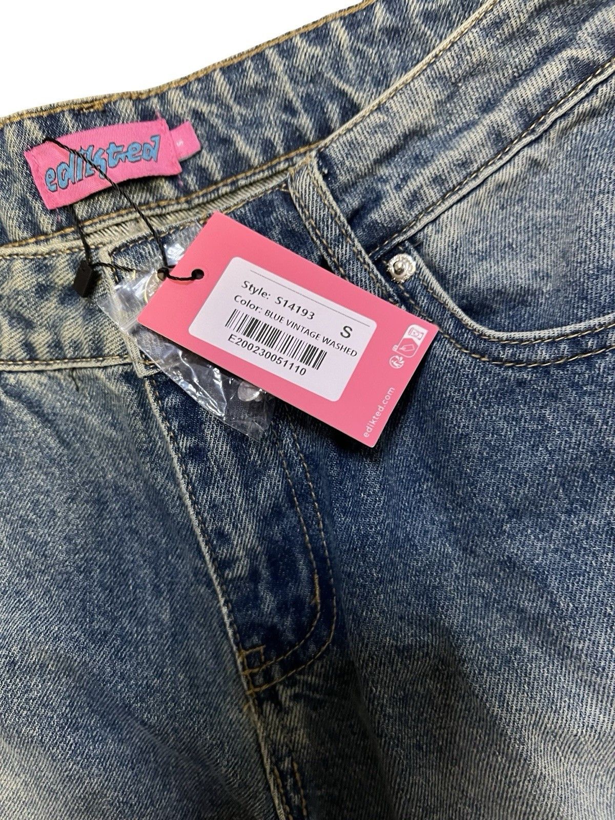 Other Edikted Magda Acid Wash Low Rise Baggy Jeans Blue Vintage Size 28" / US 6 / IT 42 - 6 Thumbnail