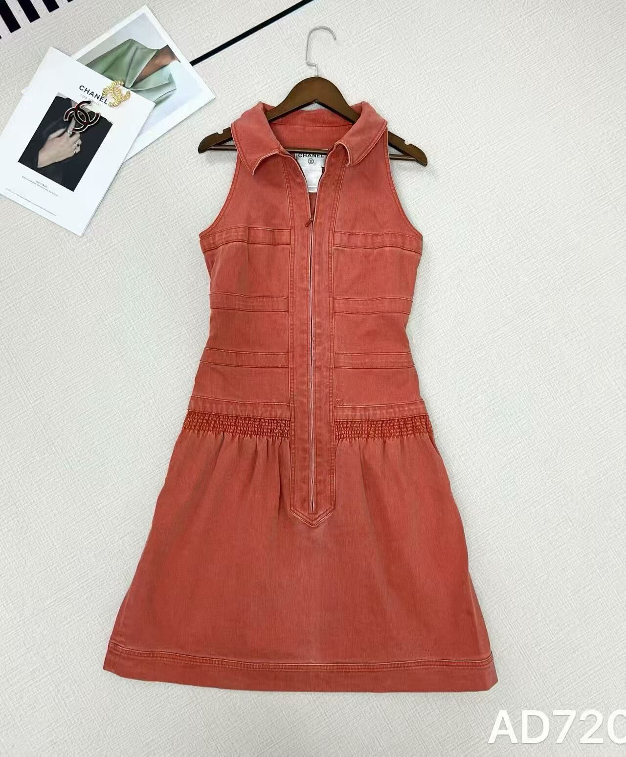 Chanel Chanel Denim Dress in Coral Color Size 38" / US 16 / IT 52 - 1 Thumbnail