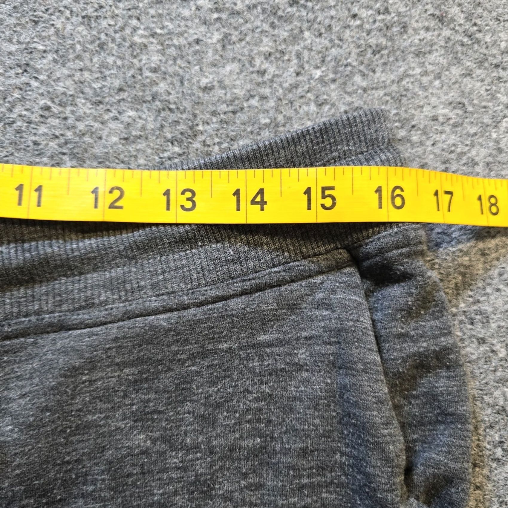 Vineyard Vines Vineyard Vines Pants Mens M Gray Joggers Sweatpants Lounge Casual Pull On Regular Inseam 26in Tapered Pockets Knit Acrylic Fabric Winter Fall Spring Size US 31 - 5 Thumbnail