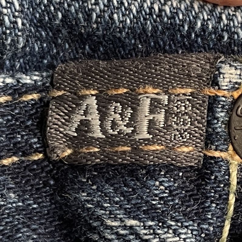 Abercrombie & Fitch × Vintage Vintage Brand Ambercrombie & Fitch Distressed Jeans 1990s Size US 31 - 9 Thumbnail