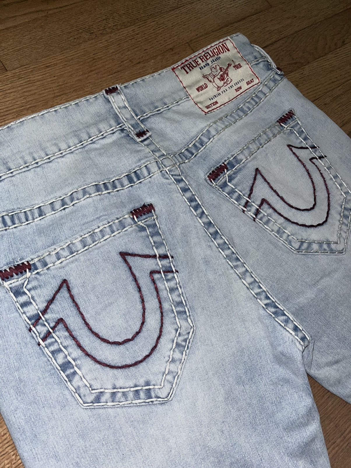 True Religion True Religion Jeans Maroon Stitching Size US 31 - 1 Thumbnail