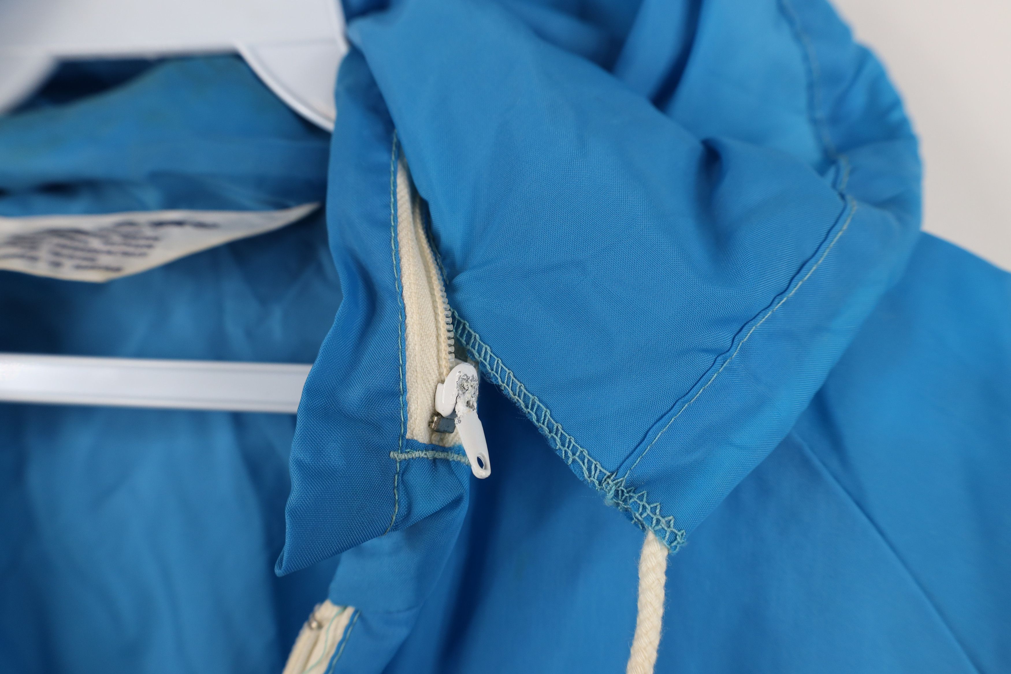 Vintage Vintage 70s Streetwear Full Zip Windbreaker Jacket Blue Size US L / EU 52-54 / 3 - 10 Thumbnail