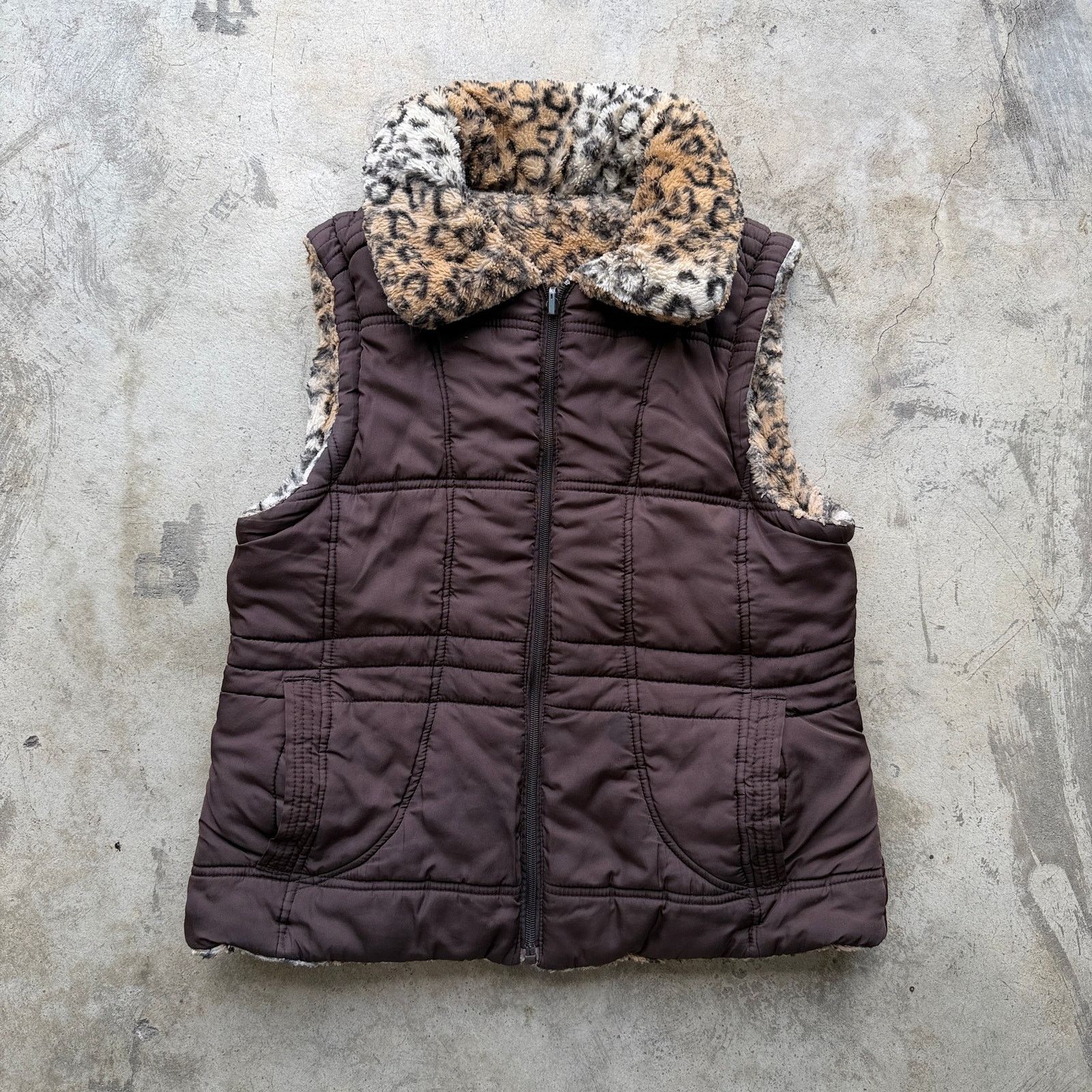 Other Vintage Y2K Leopard Faux Fur Reversible Puffer Vest M Size M / US 6-8 / IT 42-44 - 2 Thumbnail
