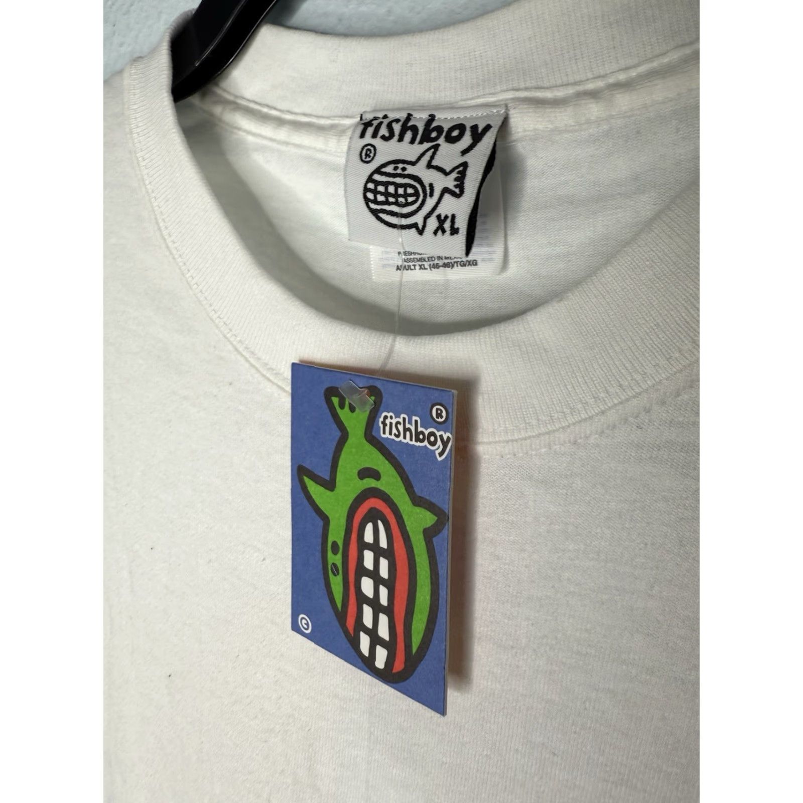 Vintage VINTAGE Fishboy T-Shirt Mens XL White Cotton Round Neck Short Sleeve Funny Can Of Pee Joke Florida Fish Boy Canopee NWT Size US XL / EU 56 / 4 - 4 Thumbnail