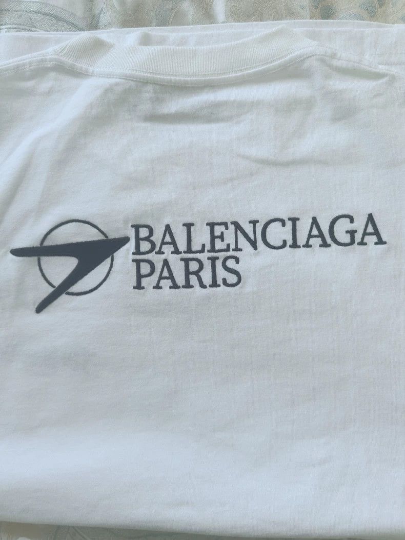 Balenciaga Balenciaga White TShirt with Embroidered Logo-2506 Size US L / EU 52-54 / 3 - 4 Thumbnail