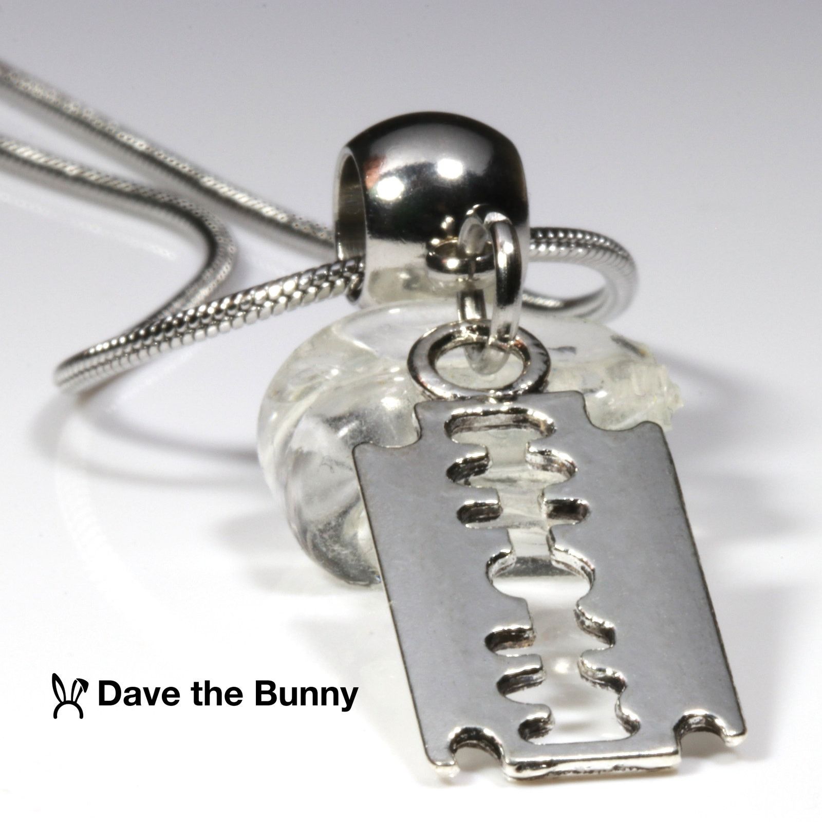& Other Stories Razor Blade Necklace - Punk Rock or an Emo Necklace Size ONE SIZE - 5 Thumbnail