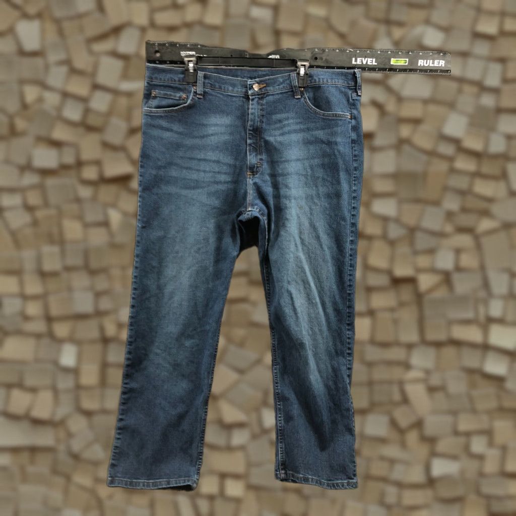 Wrangler Wrangler Jeans Straight Denim Blue 40 Mens Regular Mid Rise 30 Inseam 5-Pocket Belt Loops 40x30 Size US 40 / EU 56 - 1 Thumbnail
