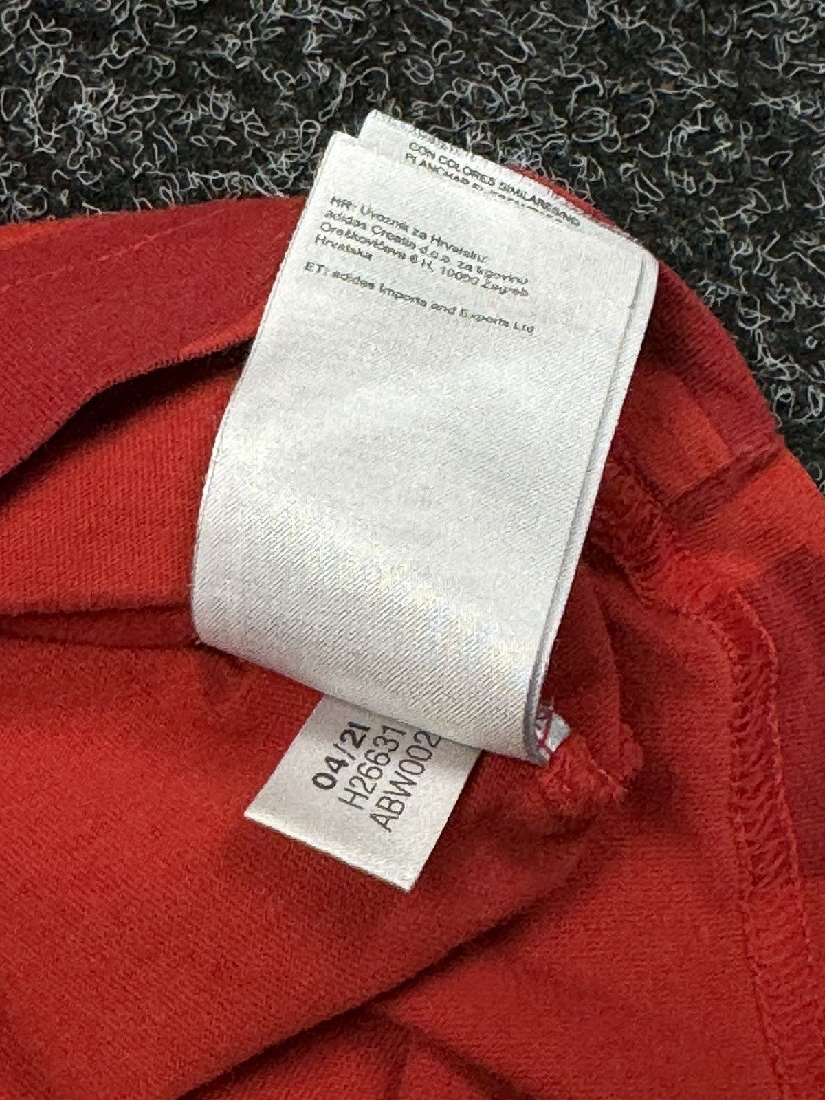 Adidas Adidas Tee T Shirt Size US M / EU 48-50 / 2 - 8 Thumbnail