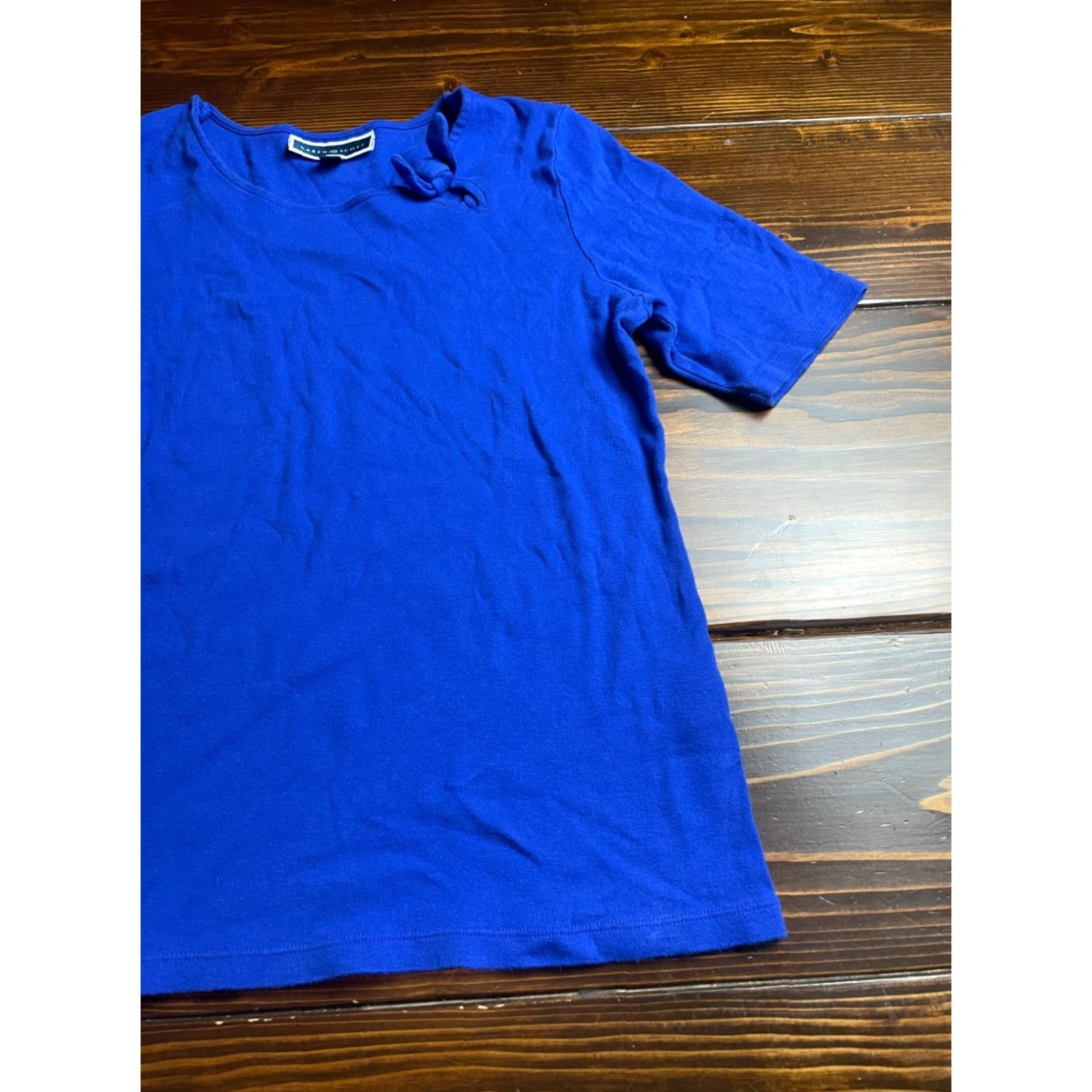 Vintage Karen Scott Shirt Women's Large Blue Short Sleeve Bow Tie Neckline T-Shirt Casual Reguler Modern Spring Summer Fall Womens Size L / US 10 / IT 46 - 3 Thumbnail