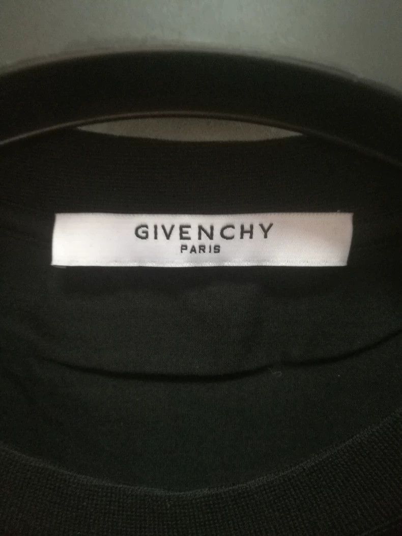 Givenchy Givenchy Trend Brand Spring and Summer New Pure Cotton Sho Size US S / EU 44-46 / 1 - 5 Thumbnail