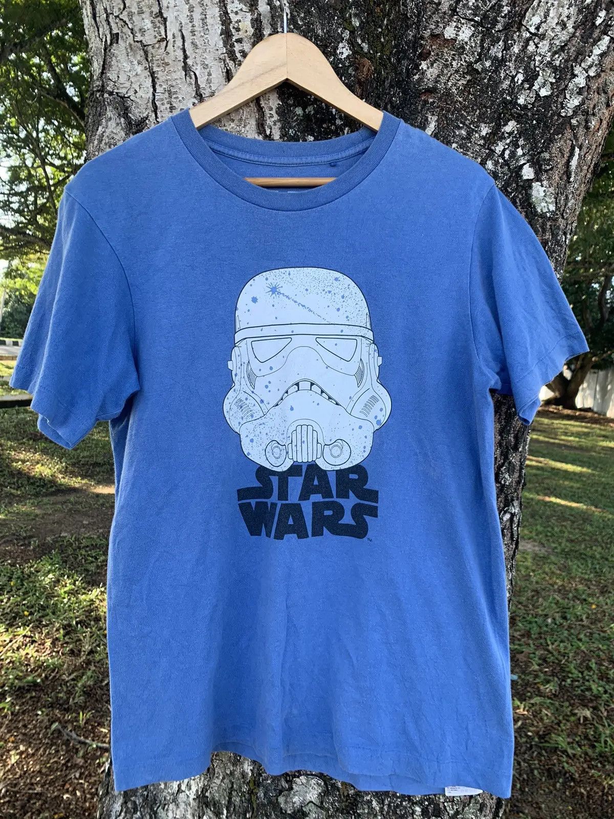 Jun Takahashi × Star Wars × Uniqlo STAR WARS x JUN TAKAHASHI T-SHIRT. Size US M / EU 48-50 / 2 - 1 Thumbnail