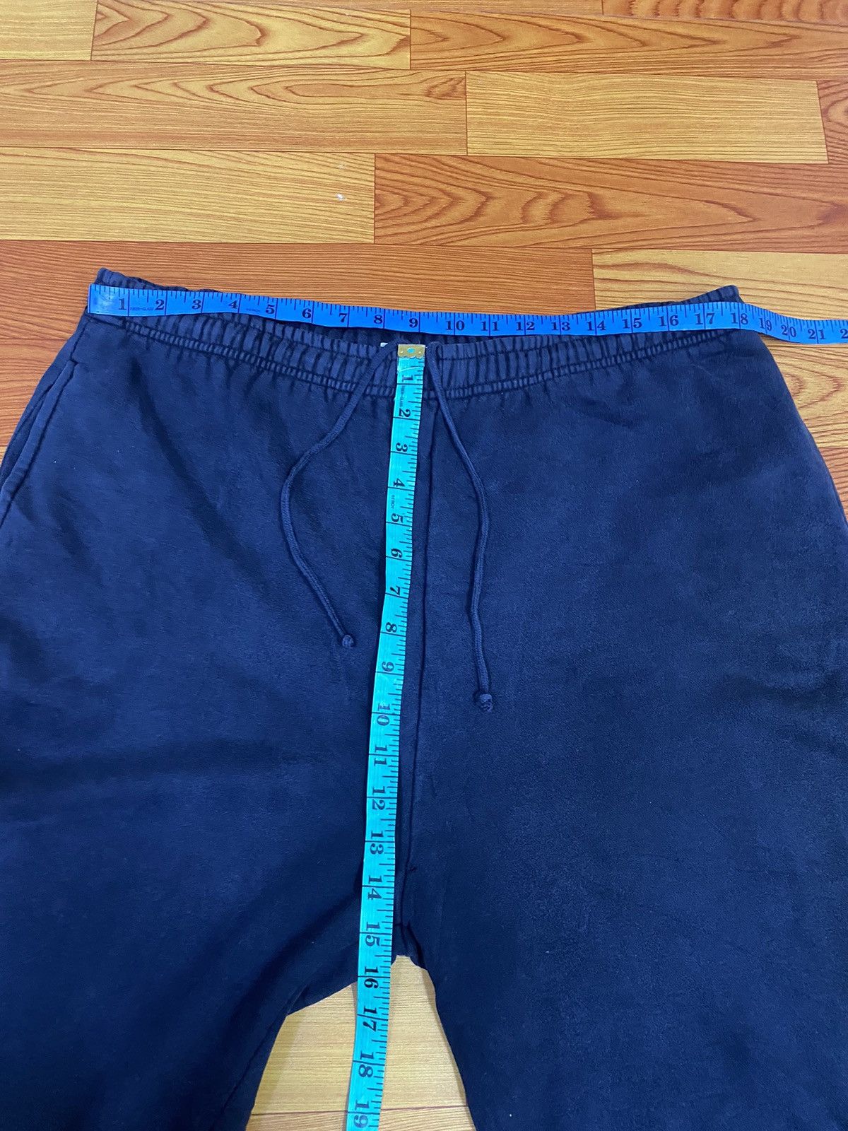 Carhartt × Vintage Vintage Carhartt Baggy Sweatpant Size US 34 / EU 50 - 9 Thumbnail
