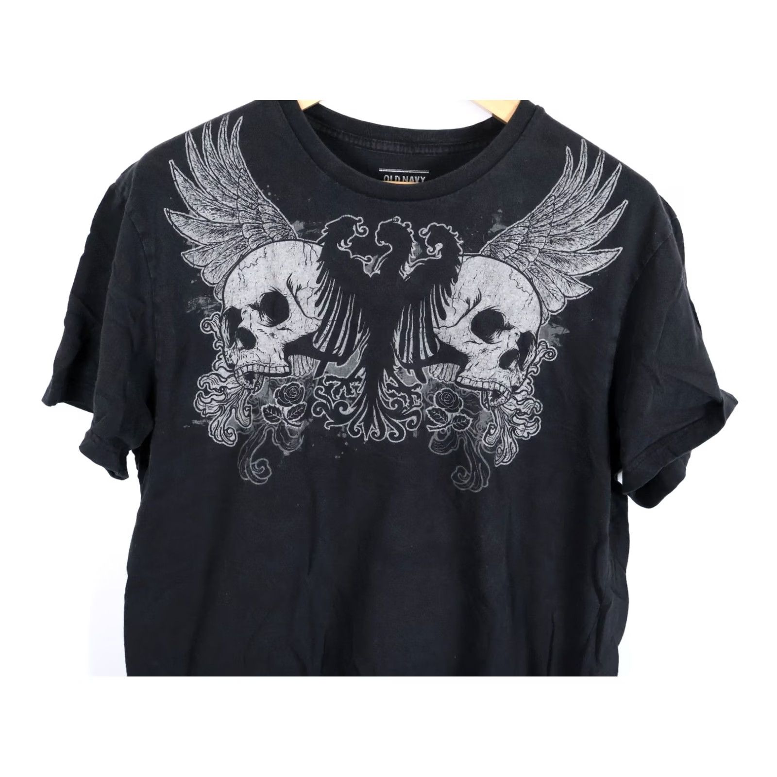 Old Navy VINTAGE Old Navy Skull Wings Graphic Print T-Shirt XL Black Cotton Crew Neck Men XL Retro 2000s Musics MMA Size US XL / EU 56 / 4 - 4 Thumbnail