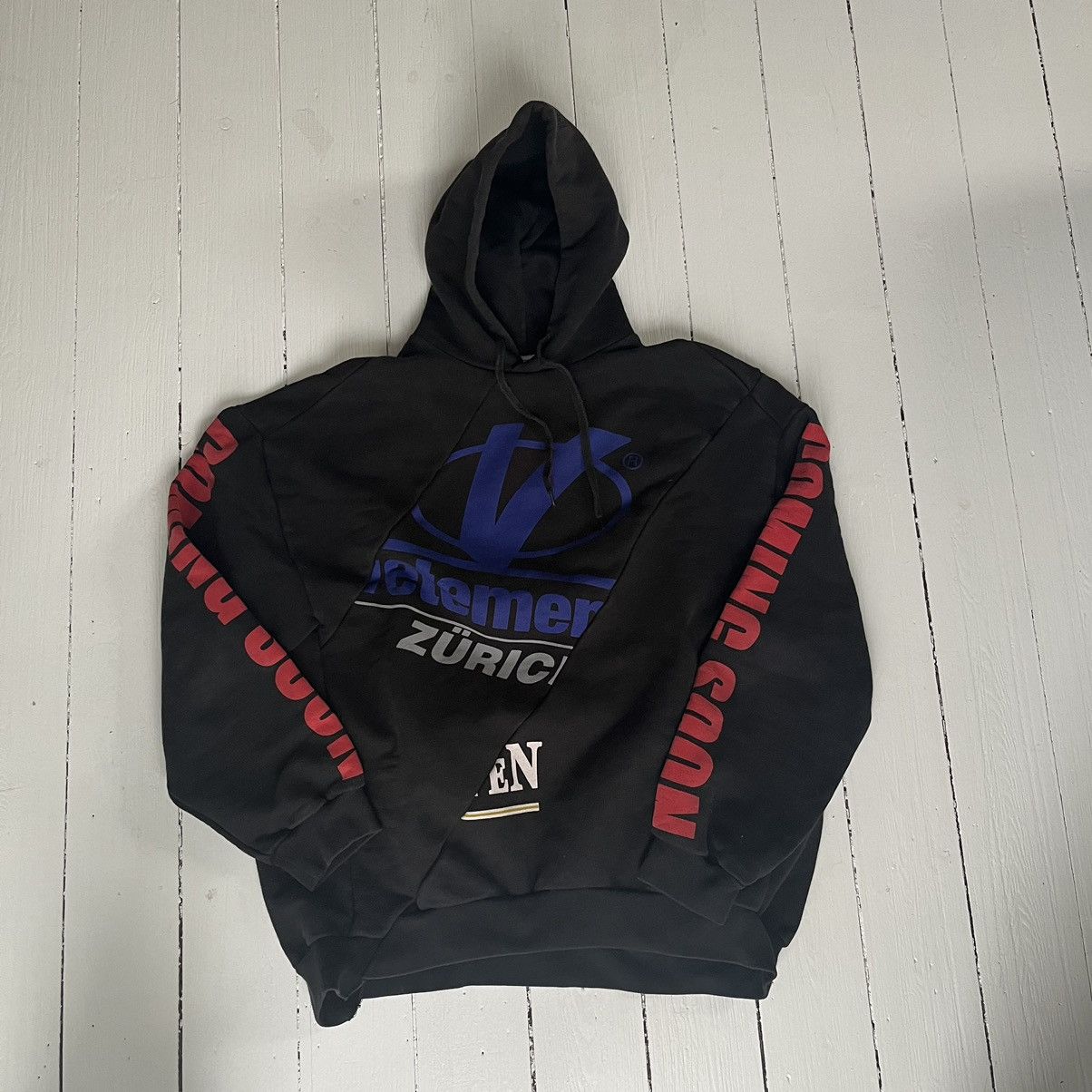 image of Ss18 Vetements Zürich Antwerpen Coming Reconstructed Hoodie in Black, Men's (Size Small)