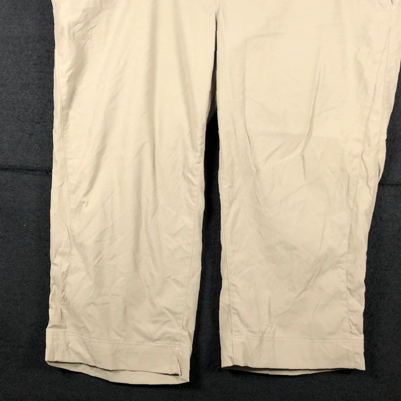 Vintage Columbia Womens Pants Tan Omni Repellency Lined Capri Athletic Stretch 10x18L Size 32" / US 10 / IT 46 - 3 Thumbnail