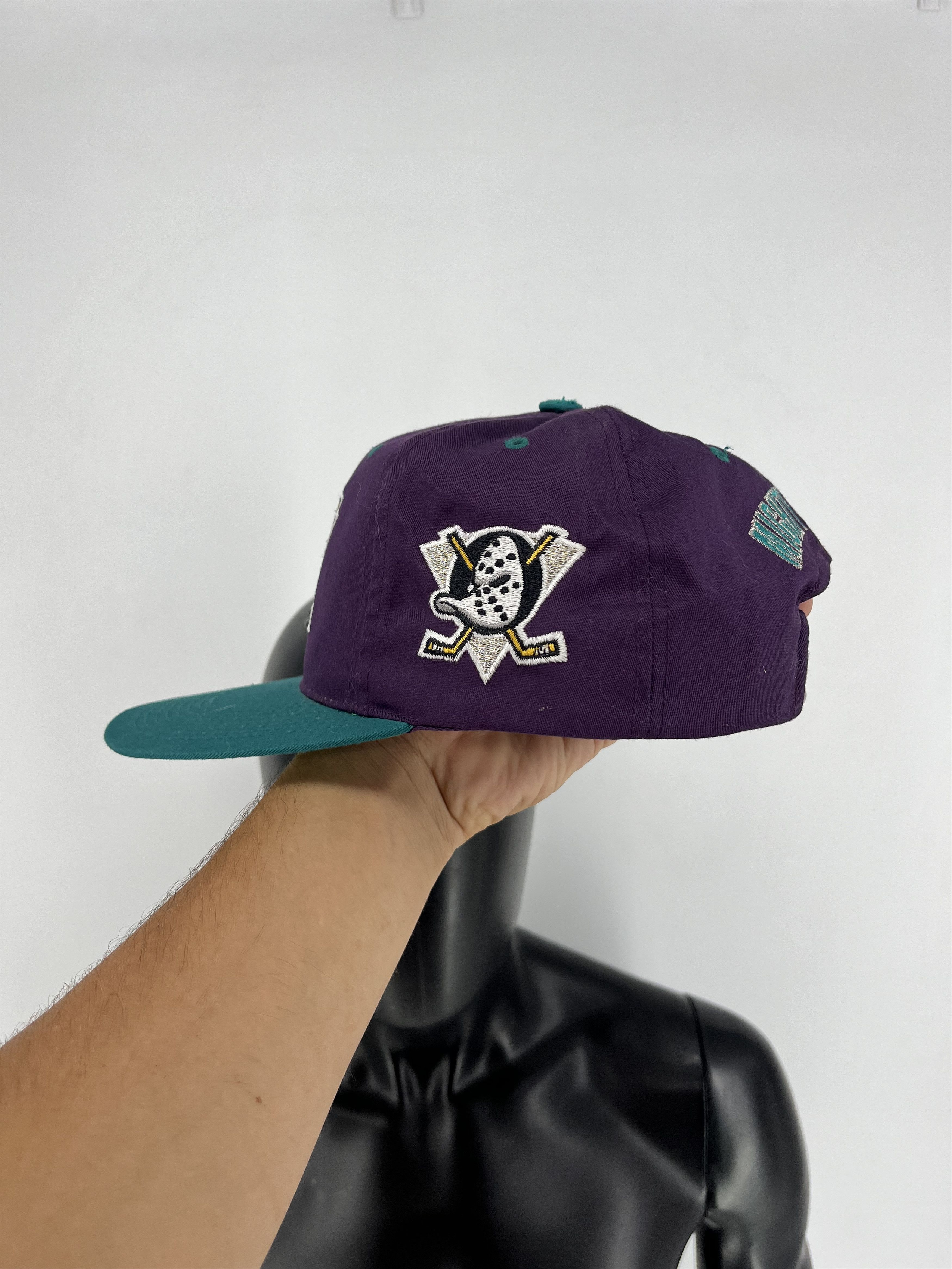 NHL Vintage Y2K NHL Hockey Embroidery logo Vintage Cap Size ONE SIZE - 3 Thumbnail