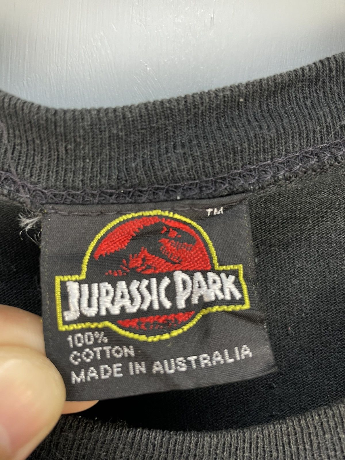 Universal Studios Vintage 90s Jurassic Park Lightning Logo Universal Studios Size US L / EU 52-54 / 3 - 6 Thumbnail