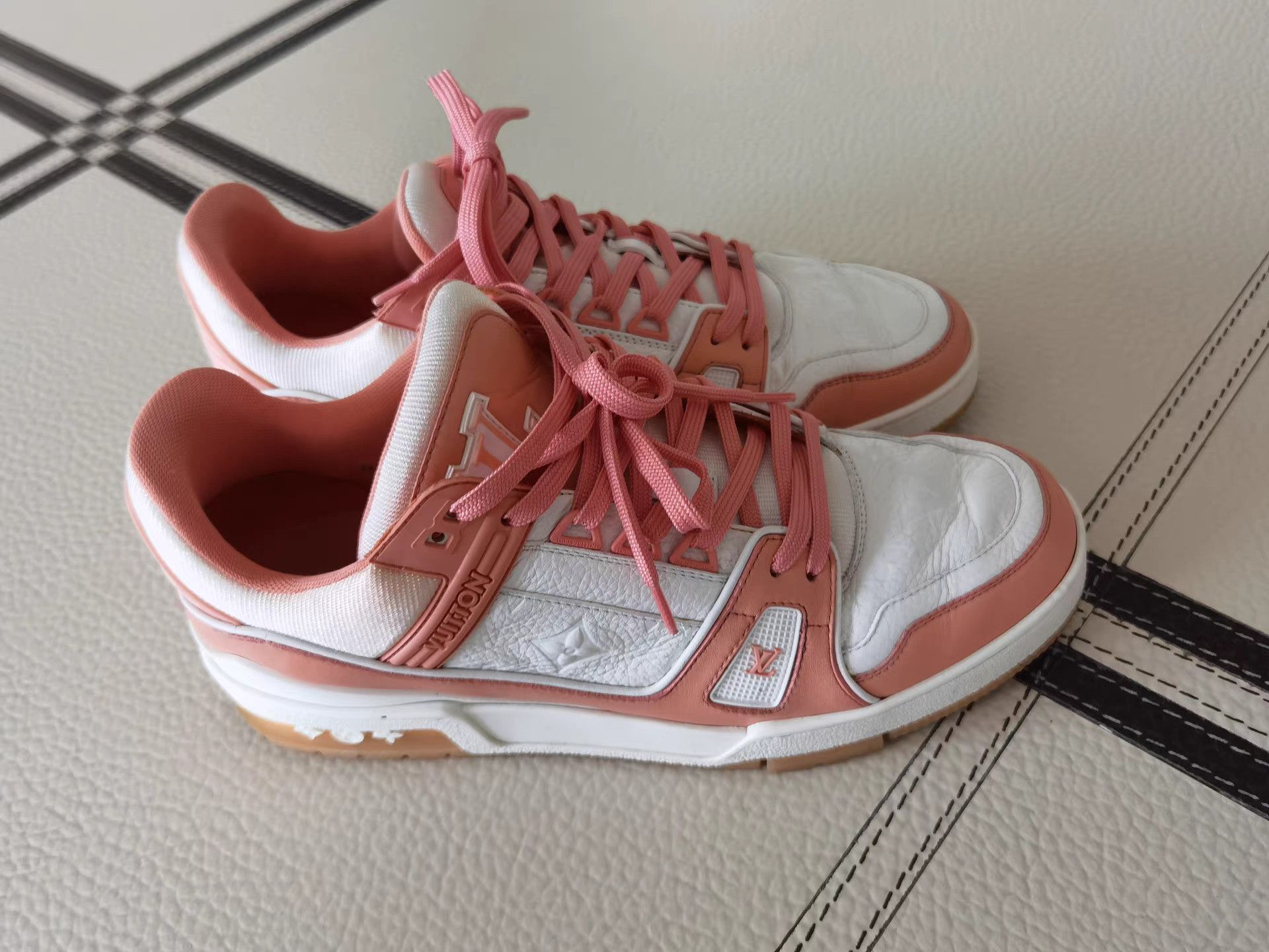 Louis Vuitton Louis Vuitton Trainer Sneakers K17 Size US 8.5 / EU 41-42 - 5 Thumbnail