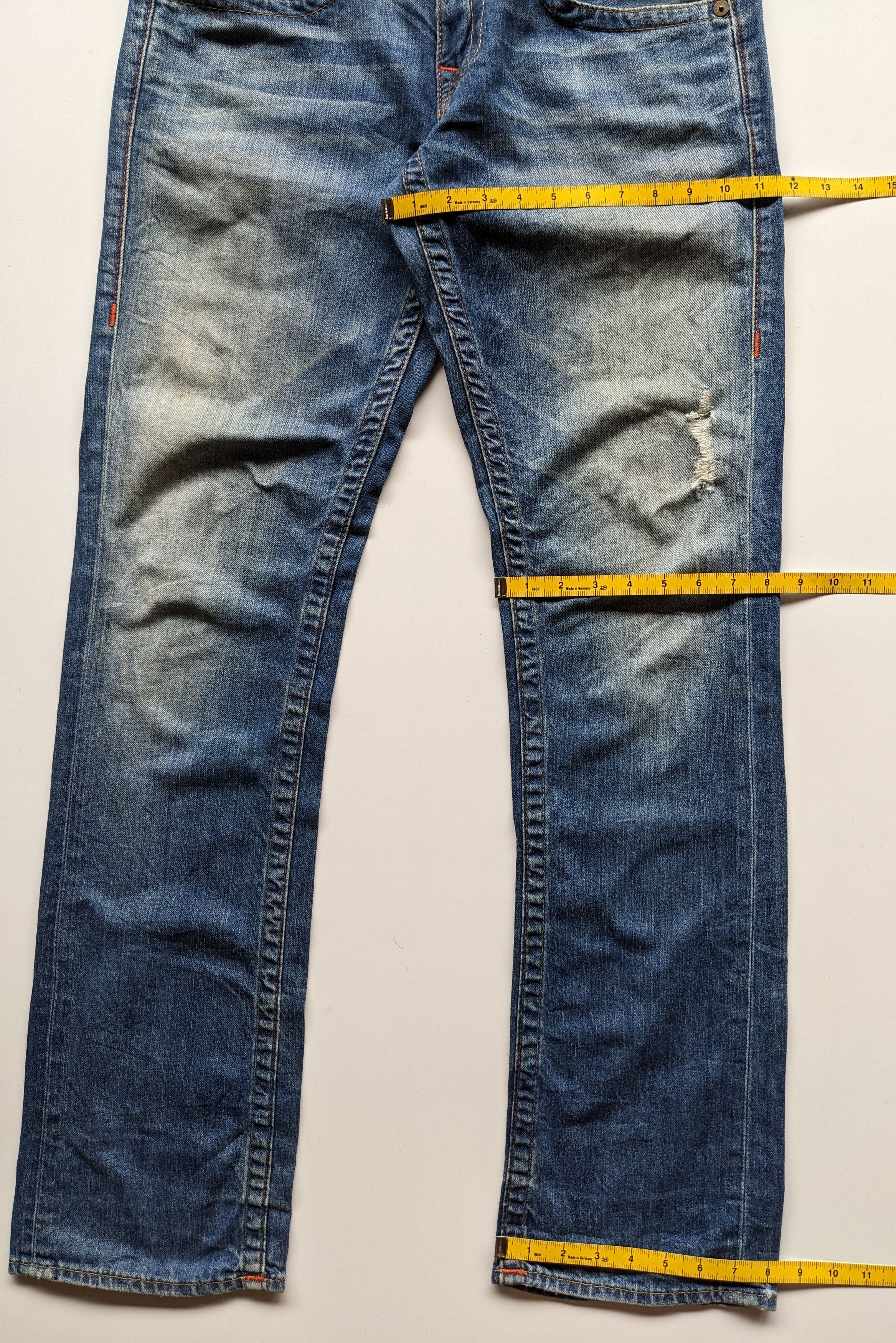 If Six Was Nine × Le Grande Bleu (L.G.B.) × True Religion True Religion distressed flare jeans Size US 33 - 10 Thumbnail