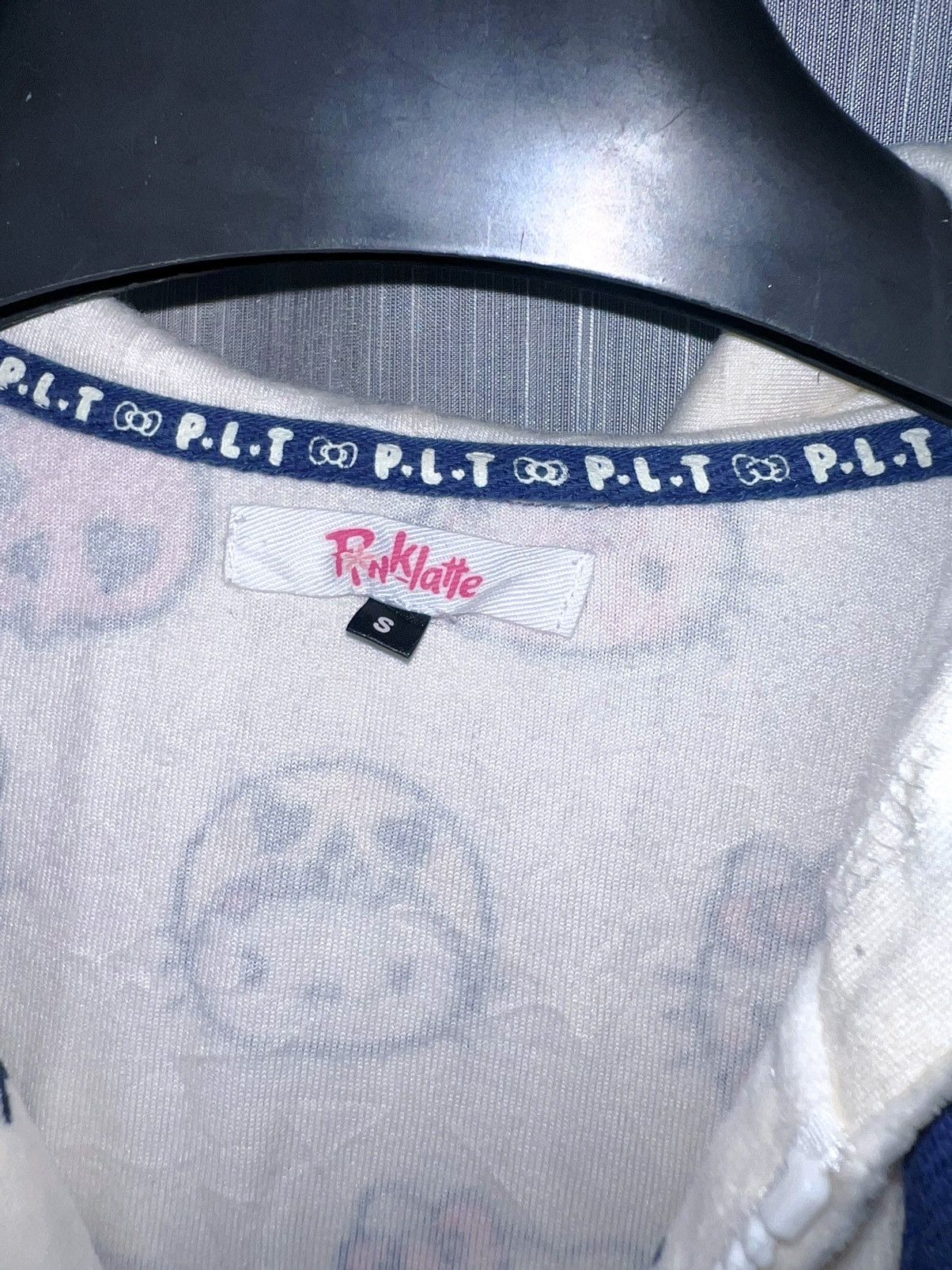 Japanese Brand Hello Kitty fluffy monogram hoodie zip up 🎀💗 Size S / US 4 / IT 40 - 6 Thumbnail
