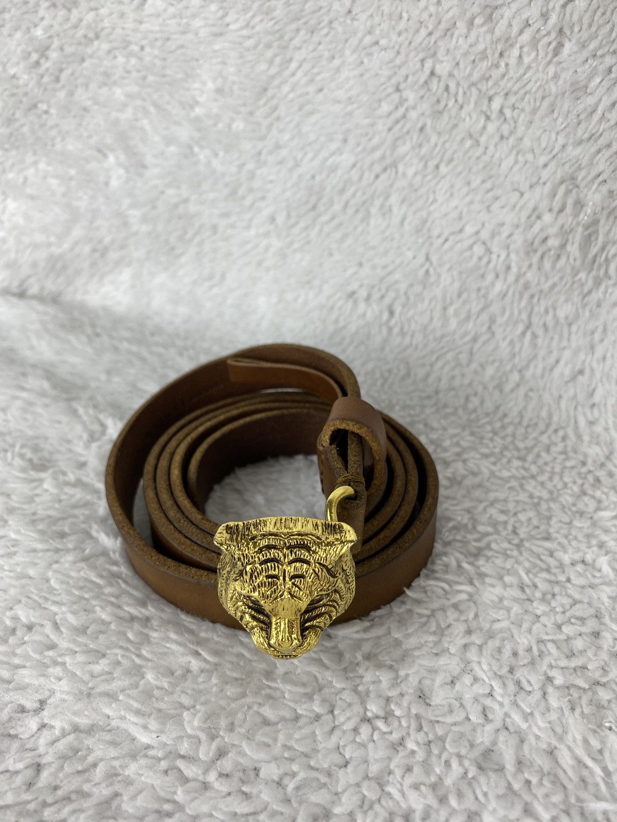 Gucci Authentic GUCCI Tiger Head / Feline Thin Brown Leather Belt Size 32 - 3 Thumbnail