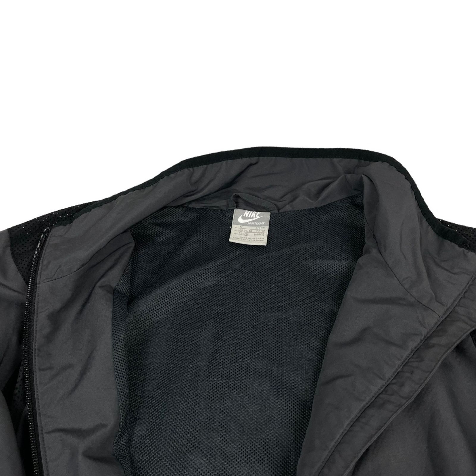 Nike Vintage Nike Jumpsuit Windbreaker Jacket Size M Grey Size US M / EU 48-50 / 2 - 7 Thumbnail