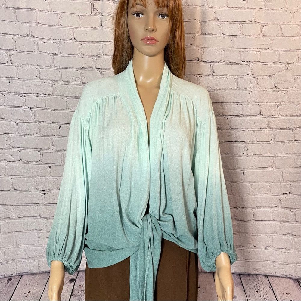 Young Fabulous & Broke NWT New Young Fabulous & Broke Carmen Green Ombre Tie Front Size XS / US 0-2 / IT 36-38 - 3 Thumbnail