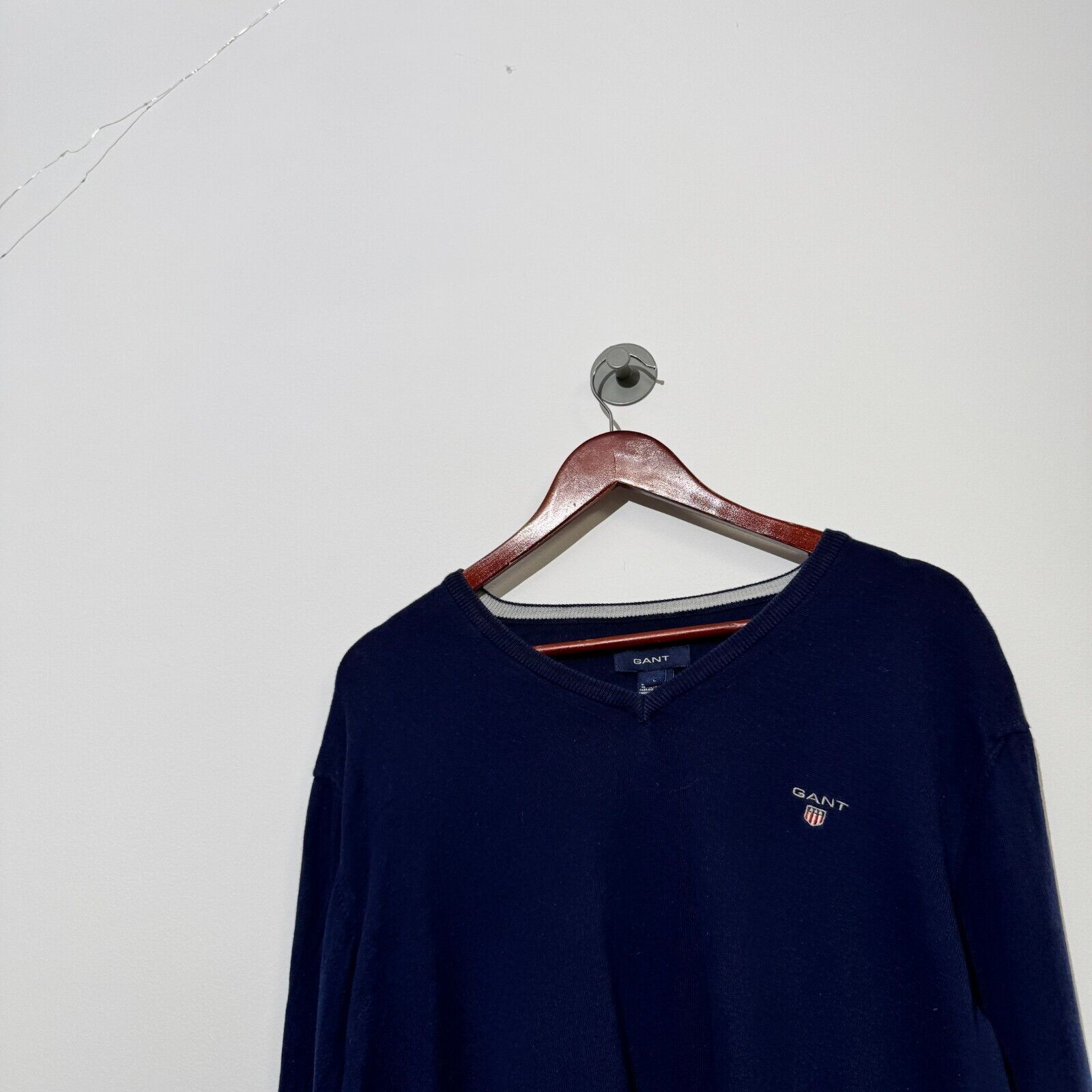 Gant × Vintage Vintage 90s Gant Unisex Navy Cotton Sweater Size L V-Neck Size US L / EU 52-54 / 3 - 6 Thumbnail