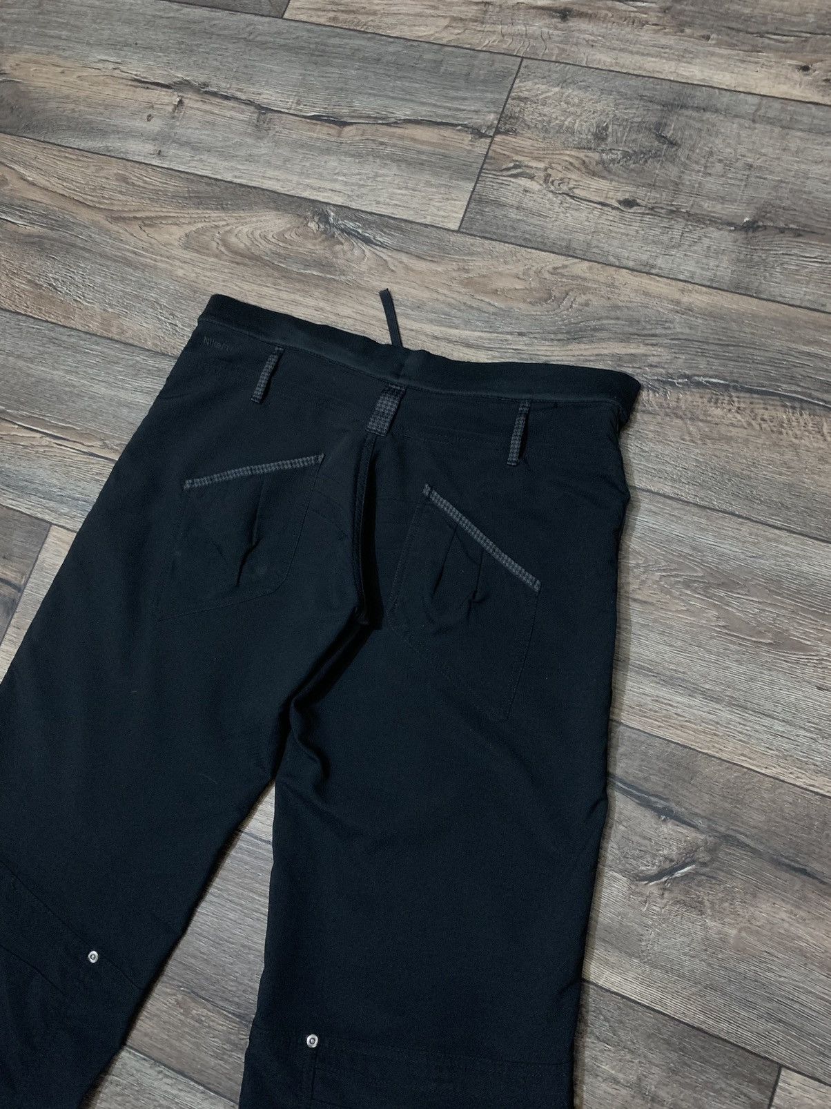 Nike × Vintage Vintage Nike Y2K Women’s Black Drill Nylon Flaps Pants Size 34" / US 12 / IT 48 - 7 Thumbnail