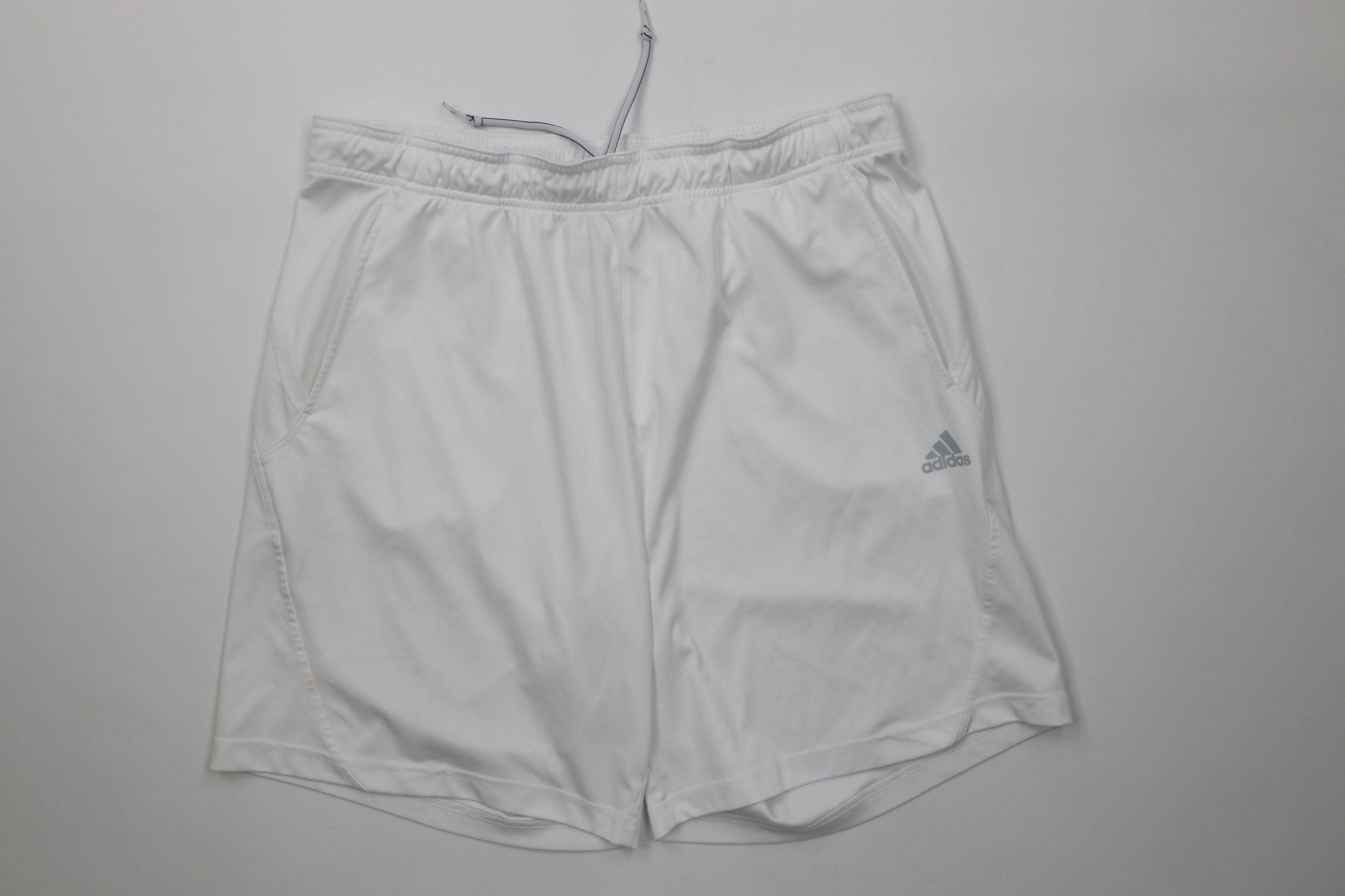 Adidas Vintage Y2K Adidas Jogging Tennis Shorts White Polyester Size US 34 / EU 50 - 1 Thumbnail