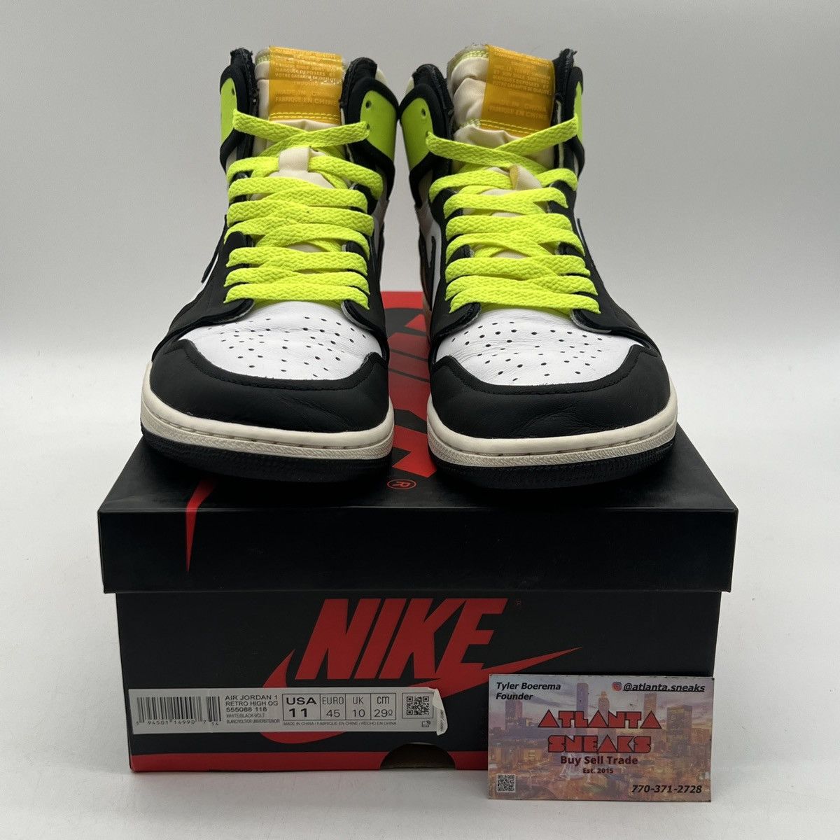 Nike Air Jordan 1 High Volt gold Size US 11 / EU 44 - 2 Thumbnail