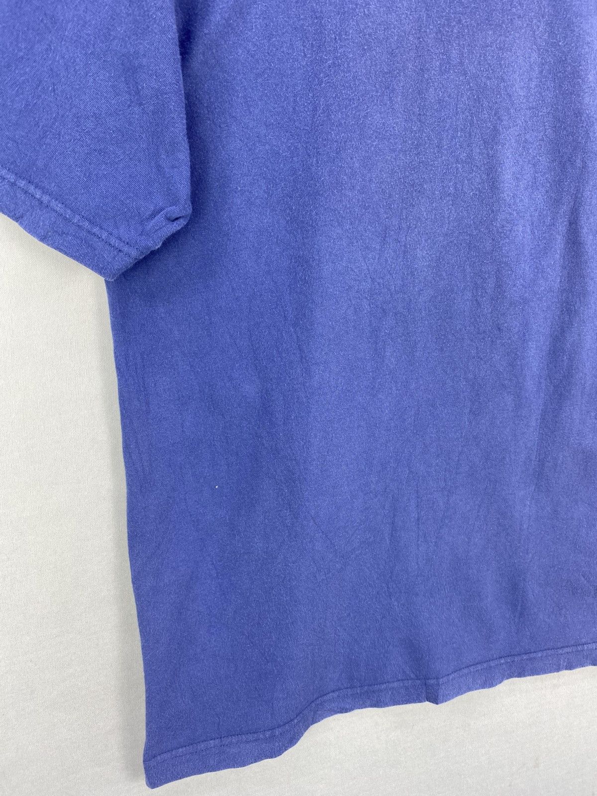 Uniqlo Uniqlo UT X Gundam Graphic Tee Size US S / EU 44-46 / 1 - 6 Thumbnail