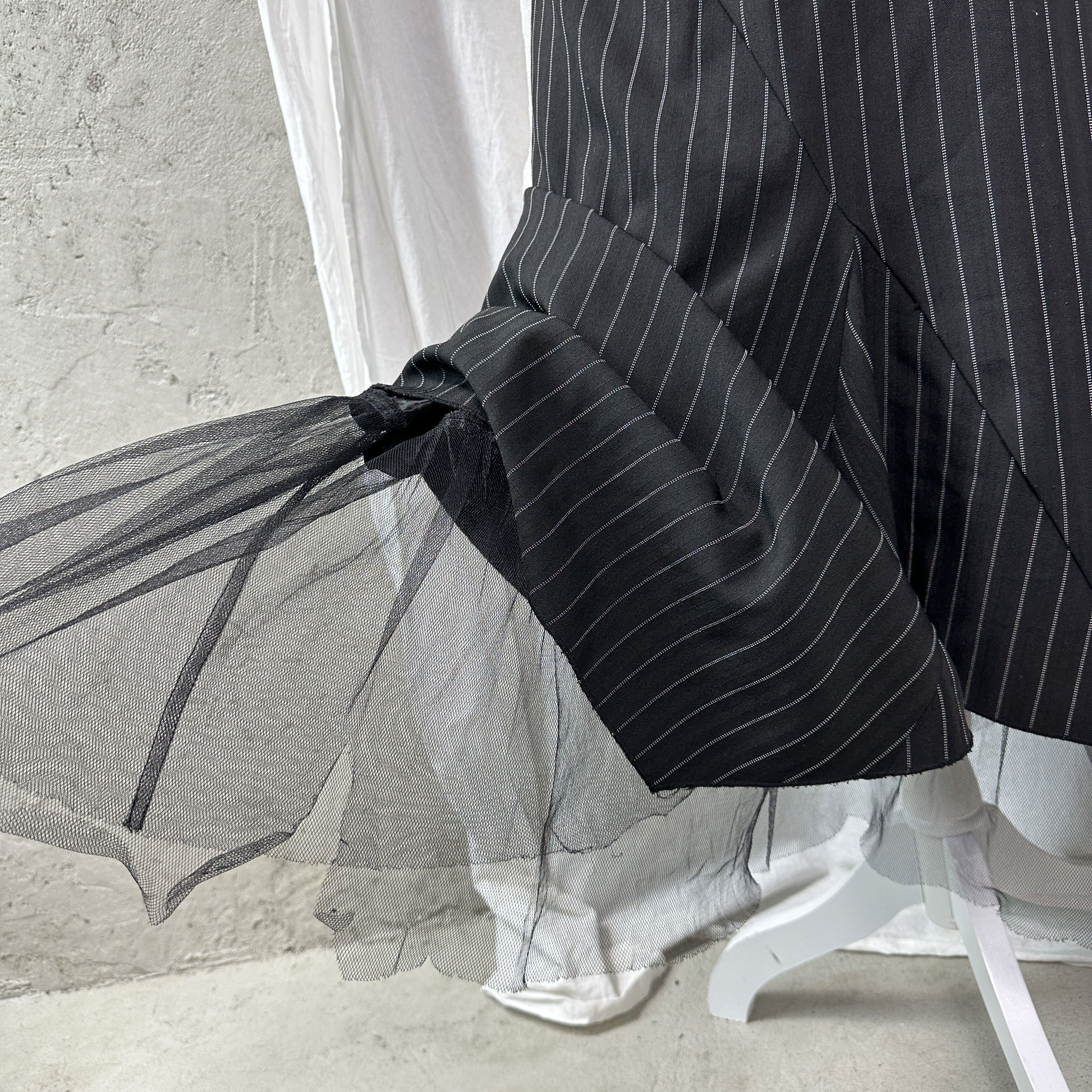 Vintage Vintage Pinstripe Asymmetrical Mesh Petticoat Skirt Y2K Size 26" / US 2 / IT 38 - 5 Thumbnail