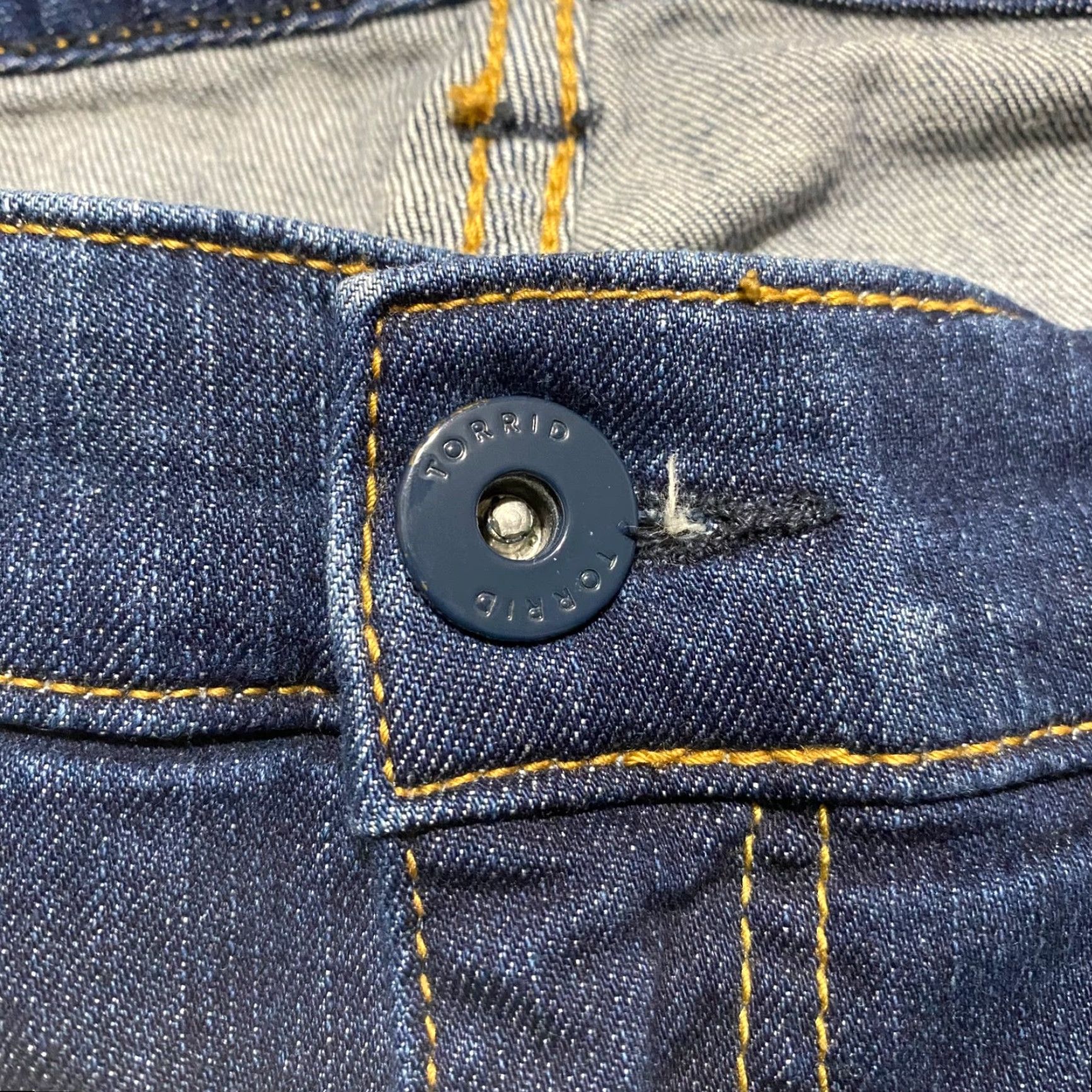 Torrid Torrid Jeans Skinny Blue Denim Dark Wash 14P Petite Mid Rise 5-Pocket Stretch Cotton Blend Womens Boys? Size 36" / US 14 / IT 50 - 5 Thumbnail