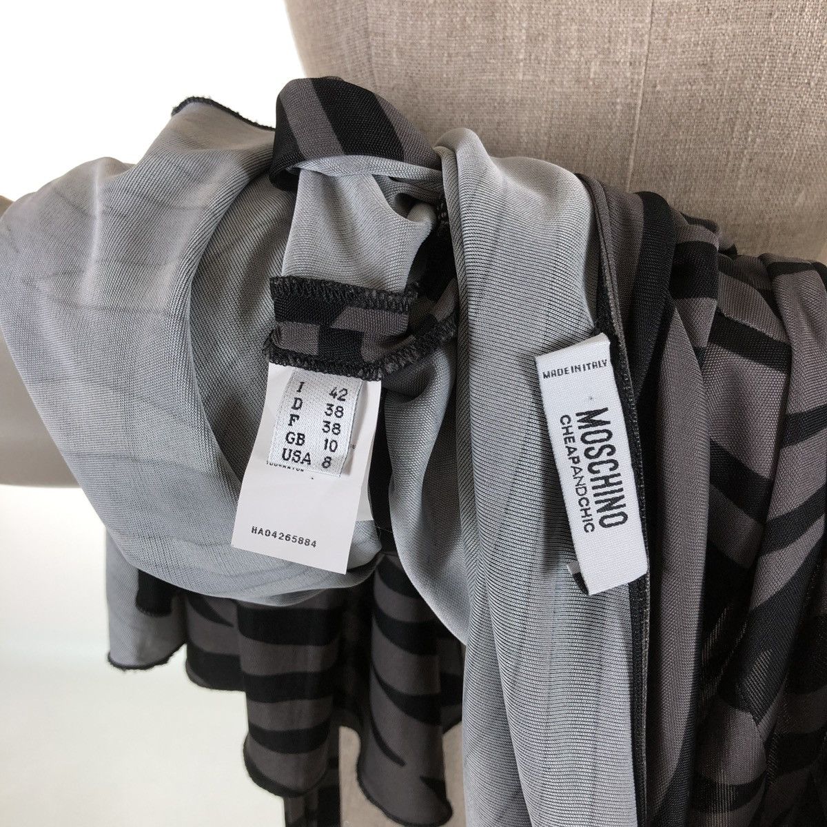 Boutique Moschino × Love Moschino × Moschino Zebra Print Striped Cheap and Chic Short Sleeve Black Long Belt Dress Size M / US 6-8 / IT 42-44 - 16 Thumbnail