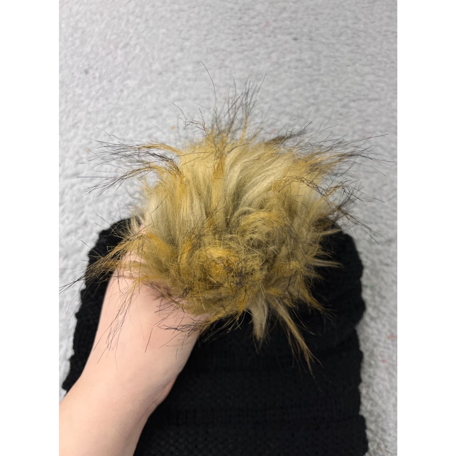Vintage Beanie Womens Toque One Size Black Ribbed Knit 100% Acrylic Faux Fur Pom Ski Size ONE SIZE - 2 Thumbnail