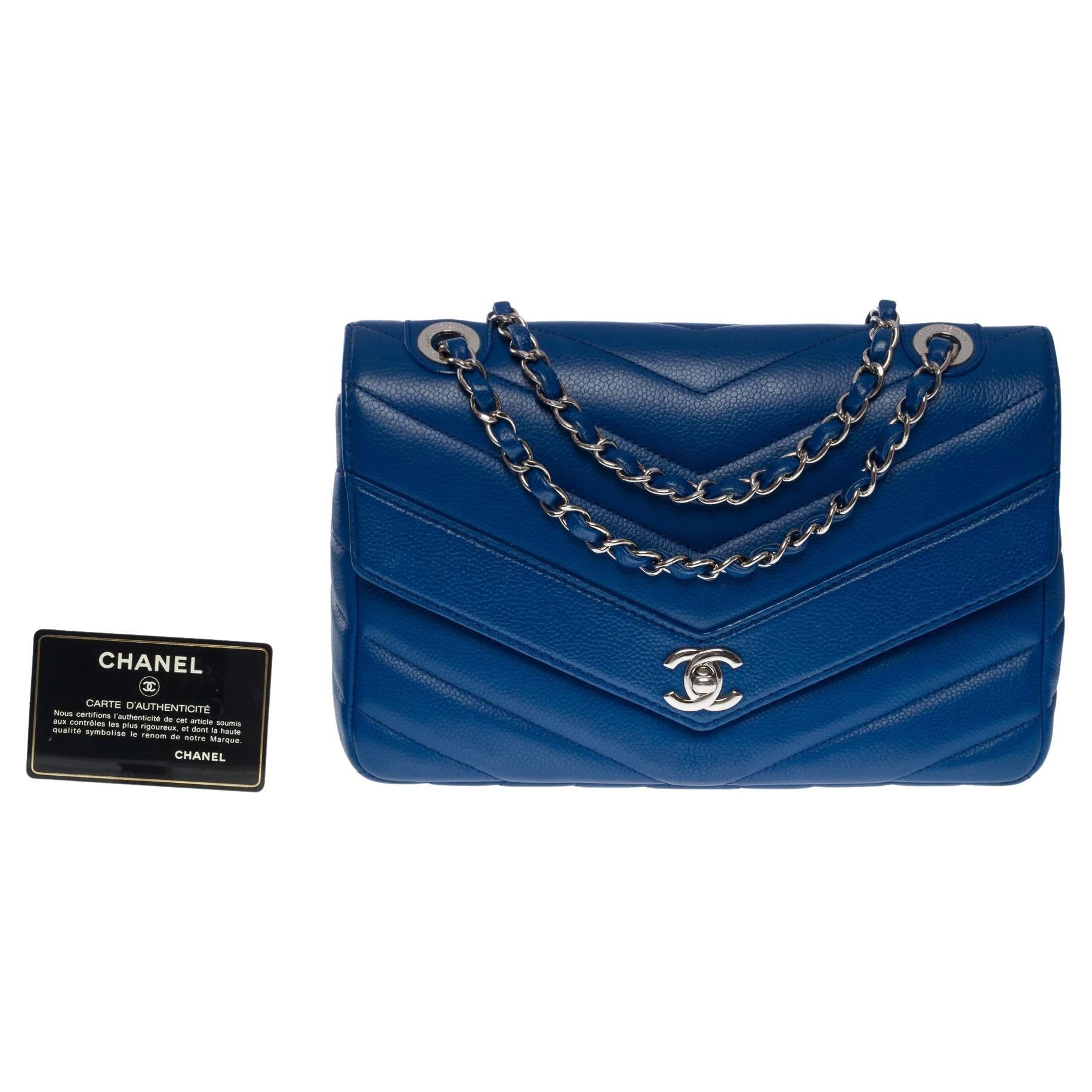 Chanel CHANEL Classic shoulder flap bag in blue herringbone quilted