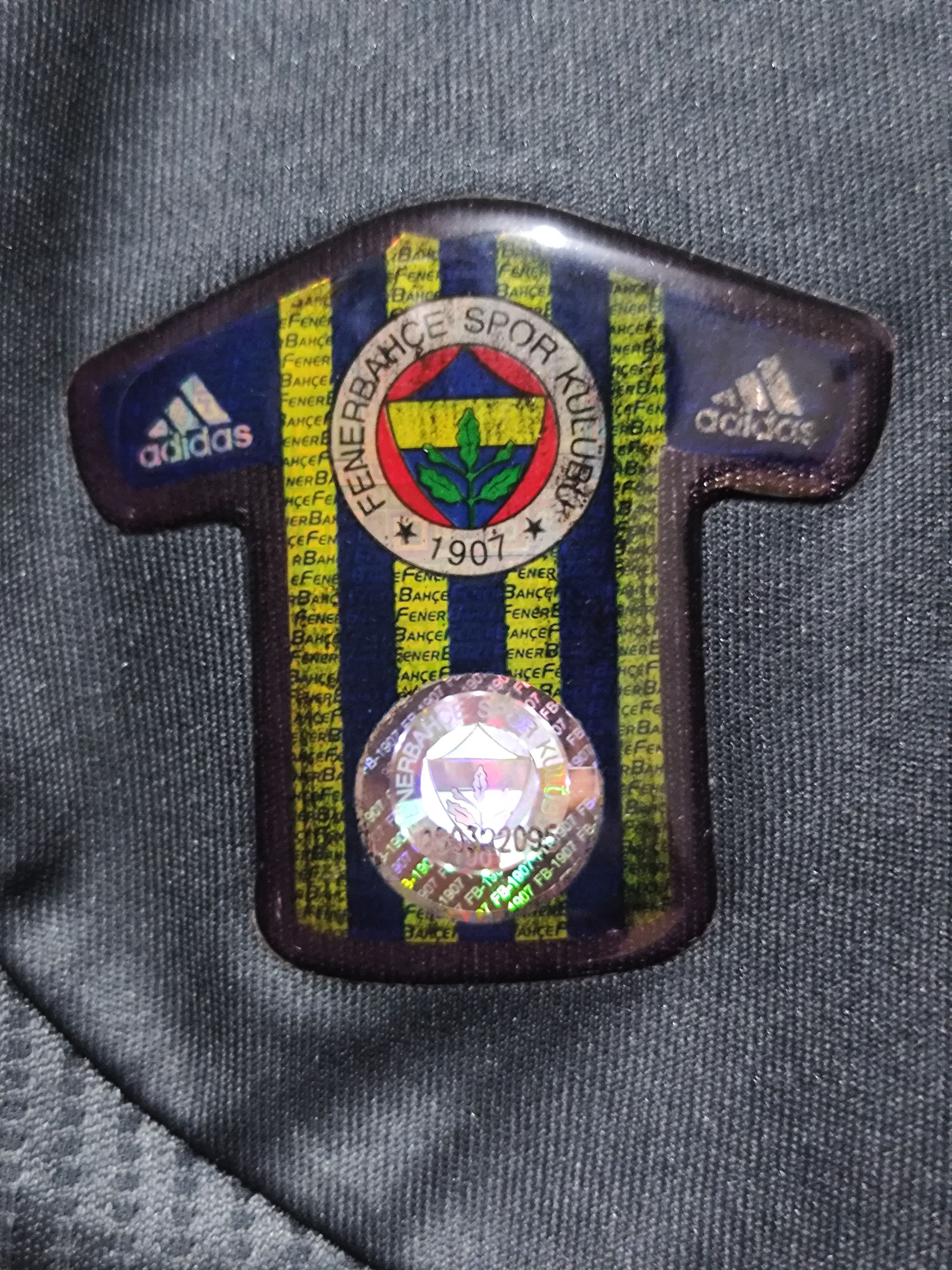Adidas Adidas x Fenerbahce 2009-10 R. Carlos #3 Third Jersey Size US XL / EU 56 / 4 - 13 Thumbnail