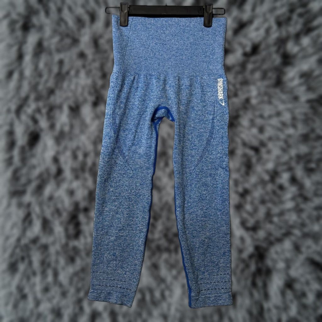 Gymshark Gymshark Leggings Womens XS Blue Seamless High Rise Cropped Capri DRY Wicking Size 26" / US 2 / IT 38 - 1 Thumbnail