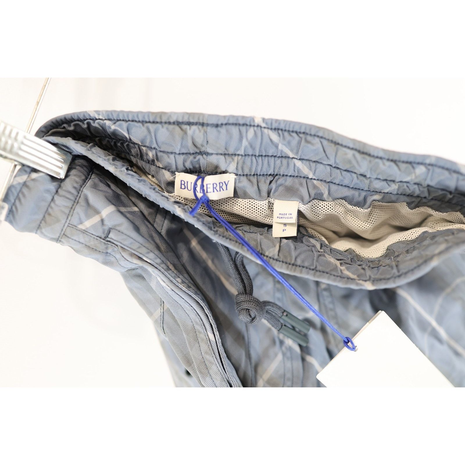 Burberry New BURBERRY Slim Fit Checked Swim Shorts Trunks Size S $550 Size US 28 / EU 44 - 5 Thumbnail