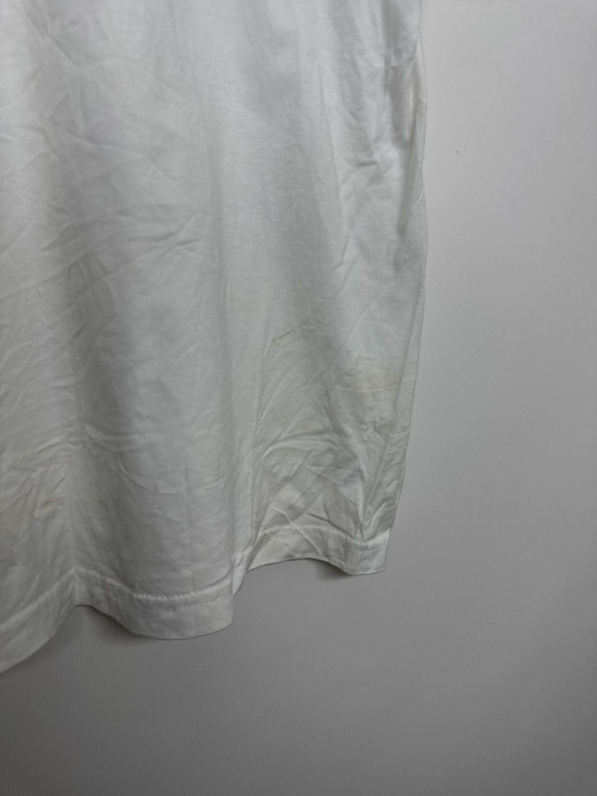 Nike Vintage Y2k Nike Big Swoosh T-Shirt Size US L / EU 52-54 / 3 - 7 Thumbnail
