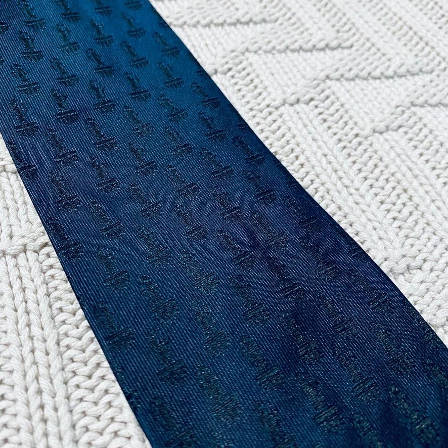 Bloomingdale's Vintage Bloomingdale's navy silk tie Size ONE SIZE - 2 Thumbnail