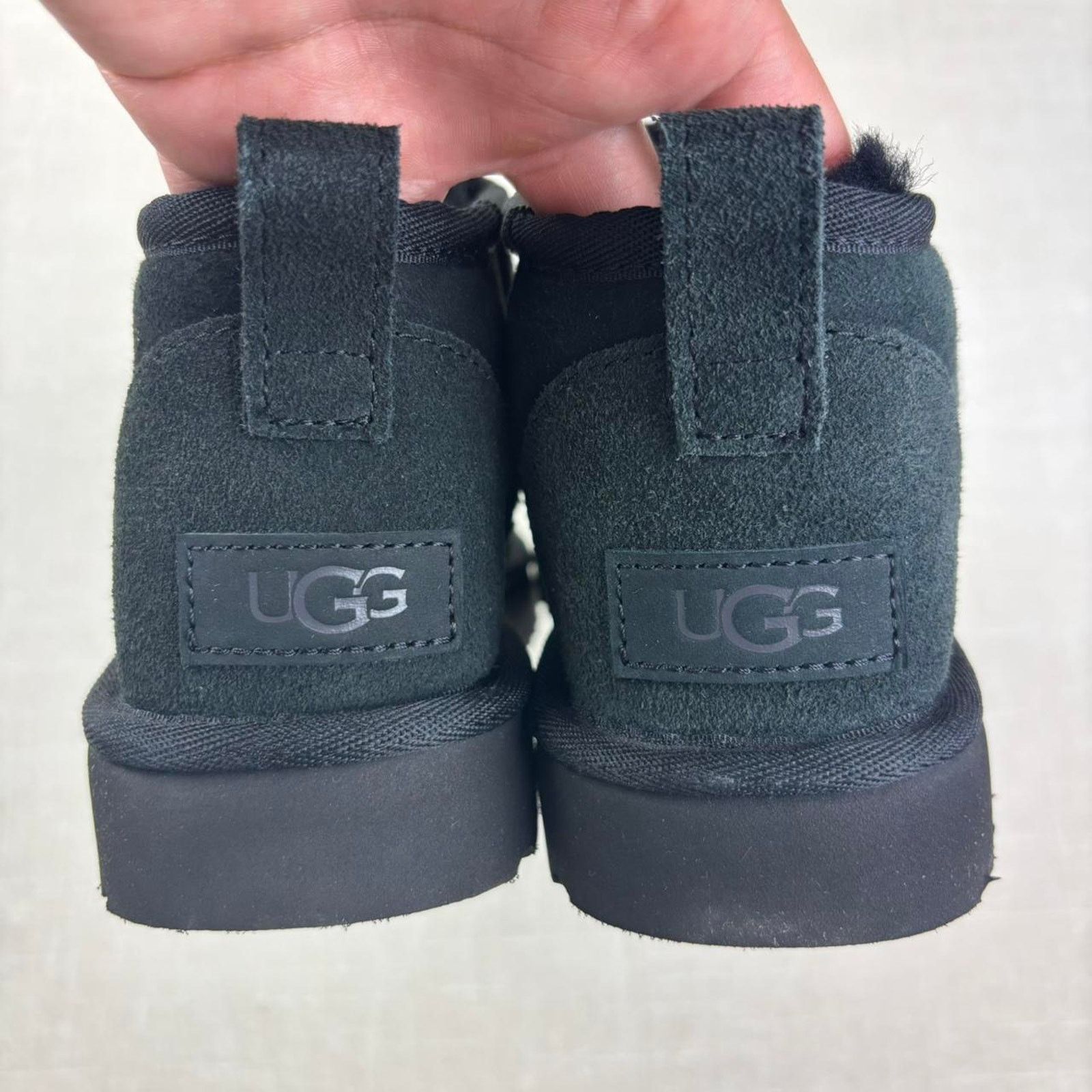 Ugg 🐈‍⬛ 2020 UGG Classic Ultra Mini Boot “Black” 5W Size US 5 / IT 35 - 6 Thumbnail