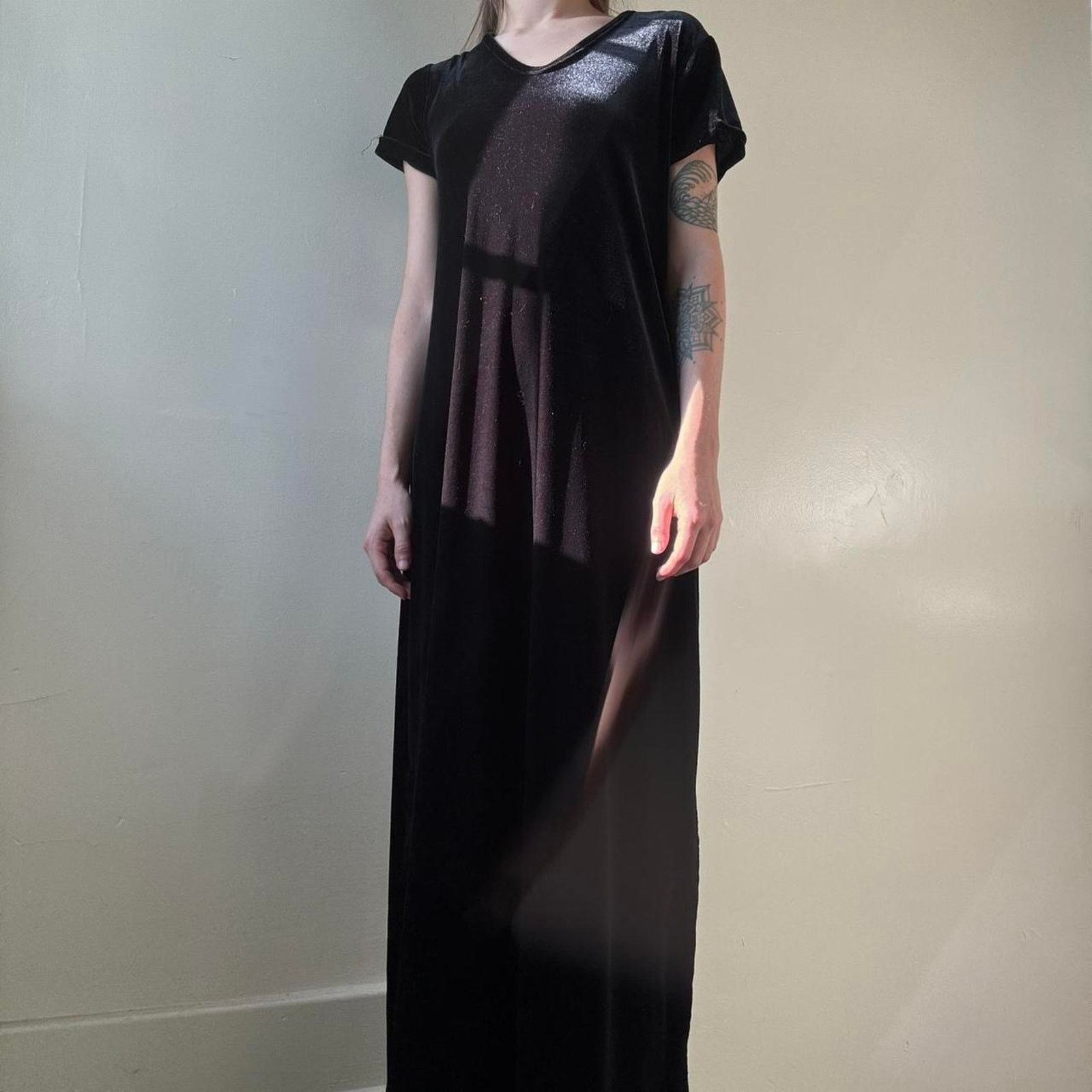 Vintage Vintage Walter Petites Velvet Maxi Dress Medium 90s Witchy Size M / US 6-8 / IT 42-44 - 6 Thumbnail