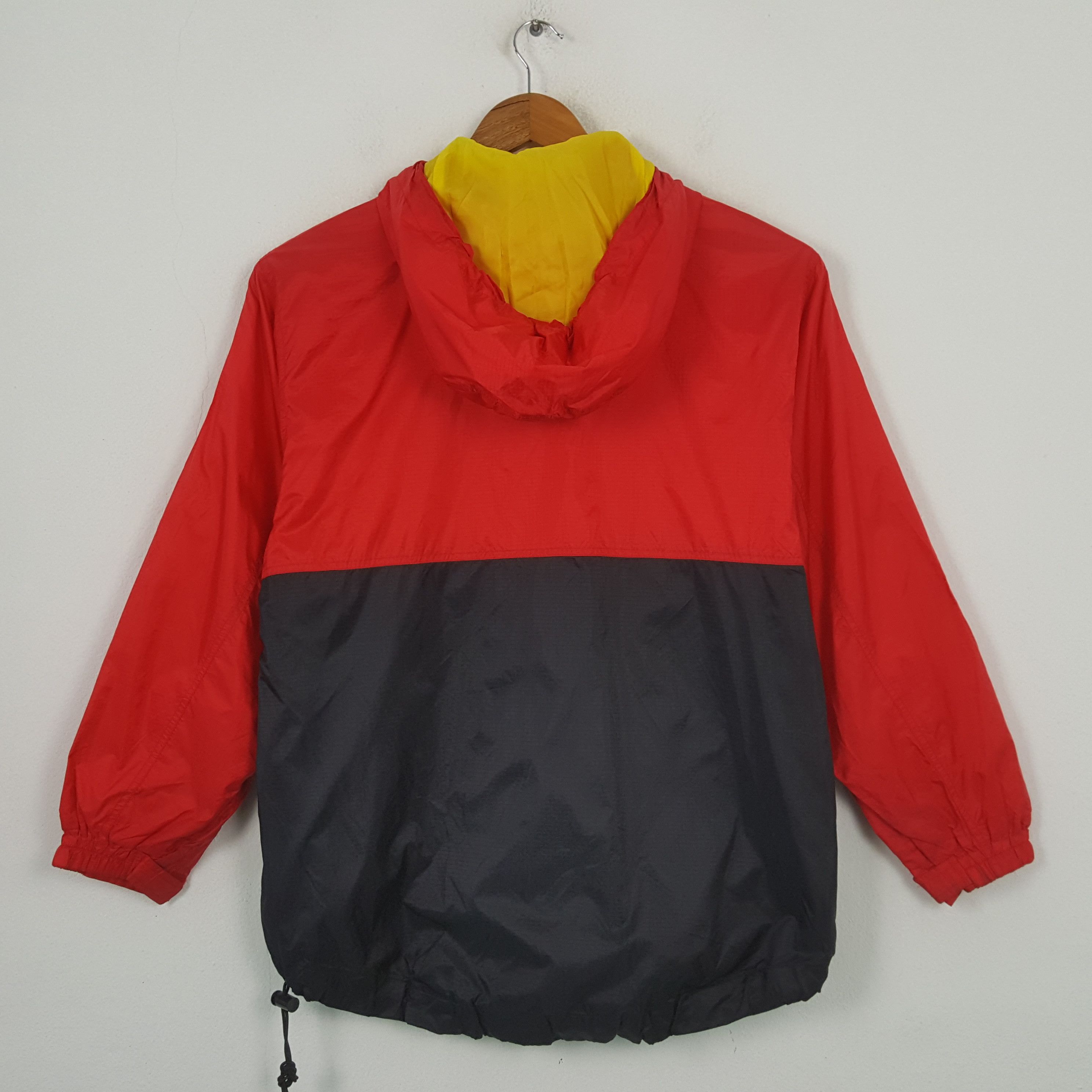 Marlboro Vintage Marlboro Formula One Racing Windbreaker Hoodie RR3 Size US M / EU 48-50 / 2 - 3 Thumbnail